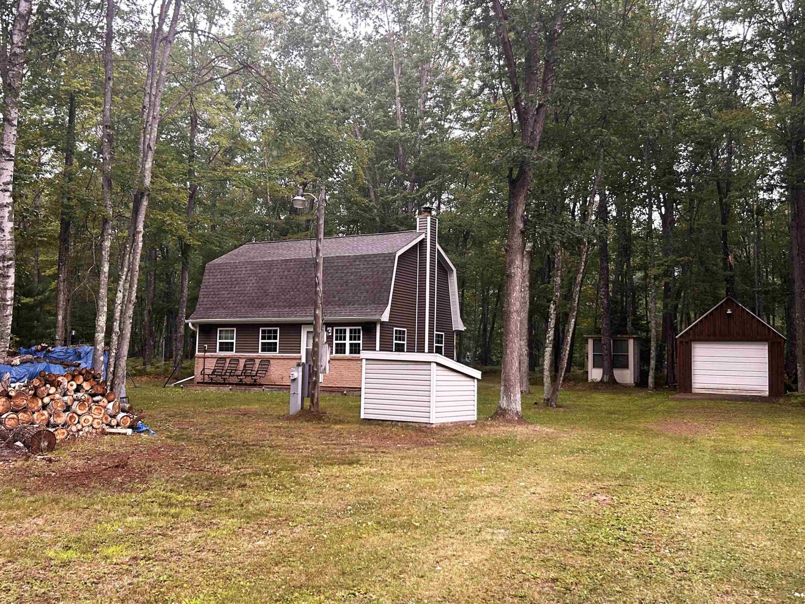 W12330 E BEDORA Court property preview photograph