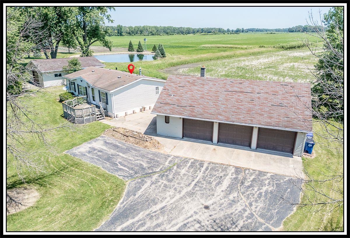 N5690 BOELTER Road property preview photograph