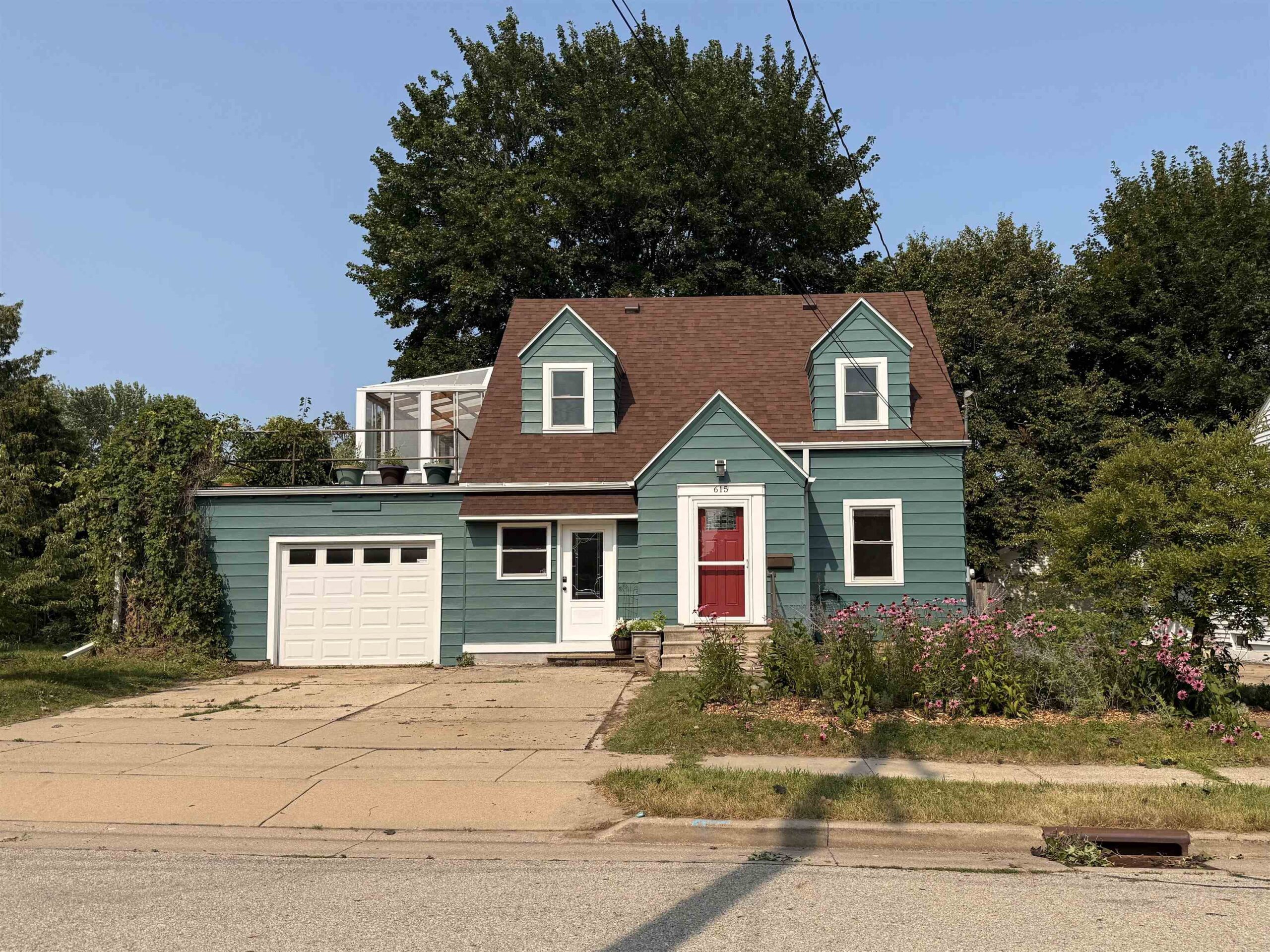 615 S WEIMAR Street property preview photograph