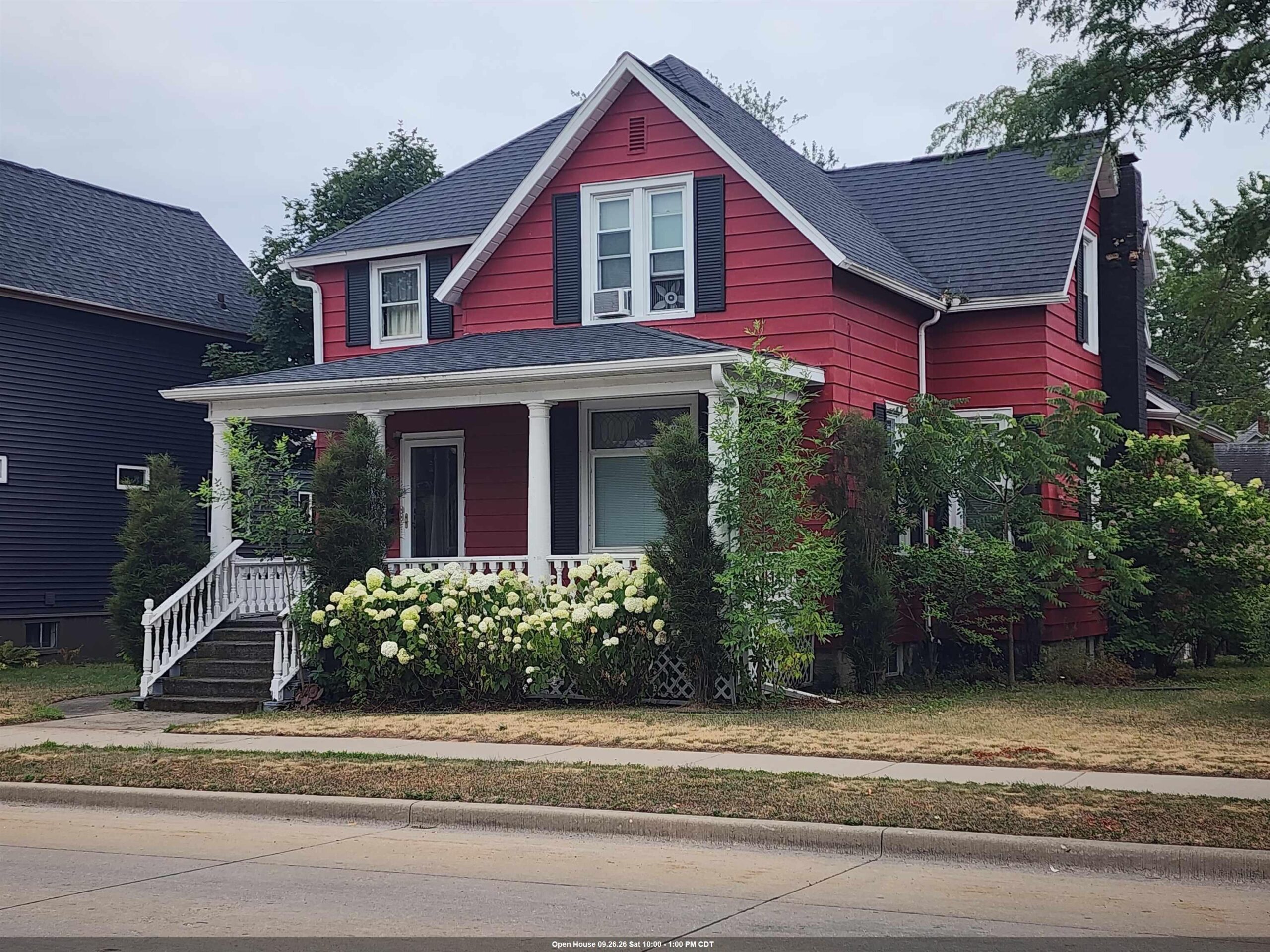 2721 HALL Avenue property preview photograph