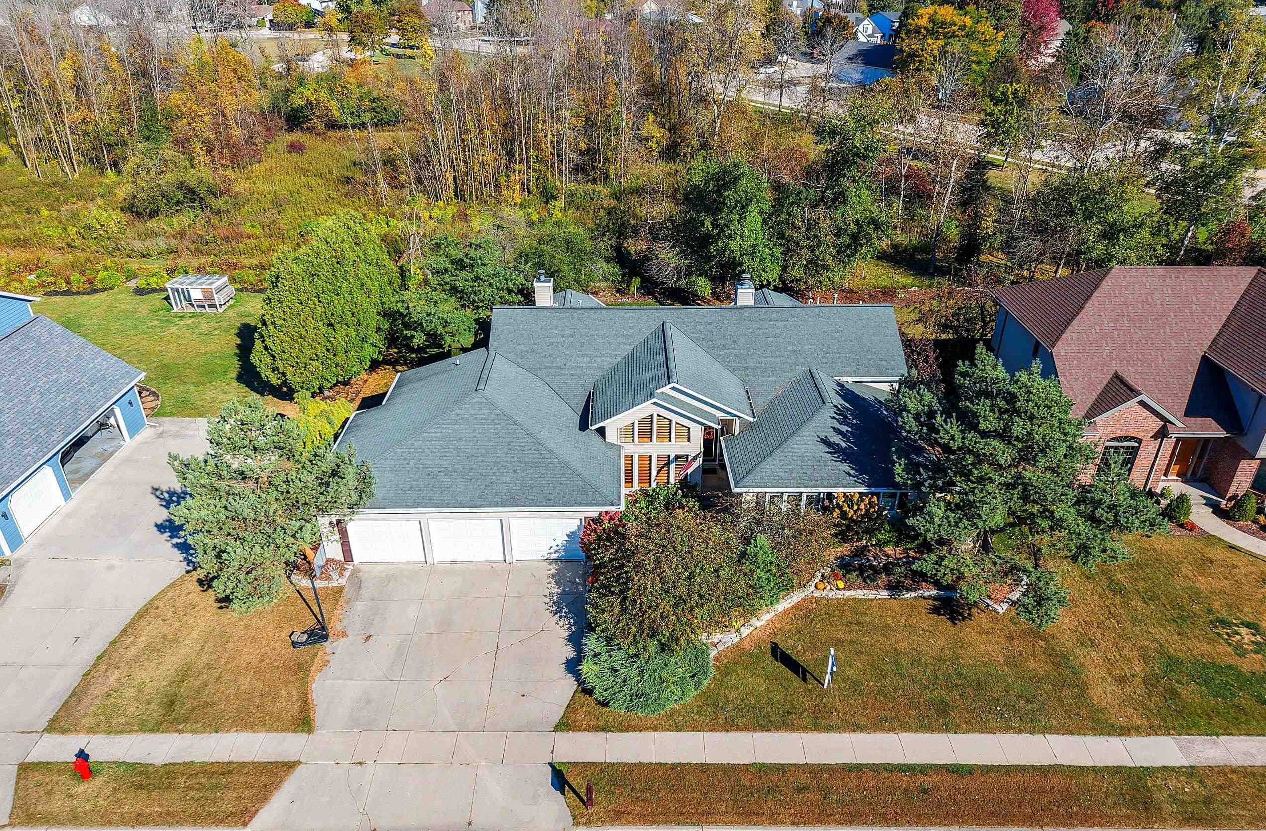 3718 WESTWOOD Lane property preview photograph