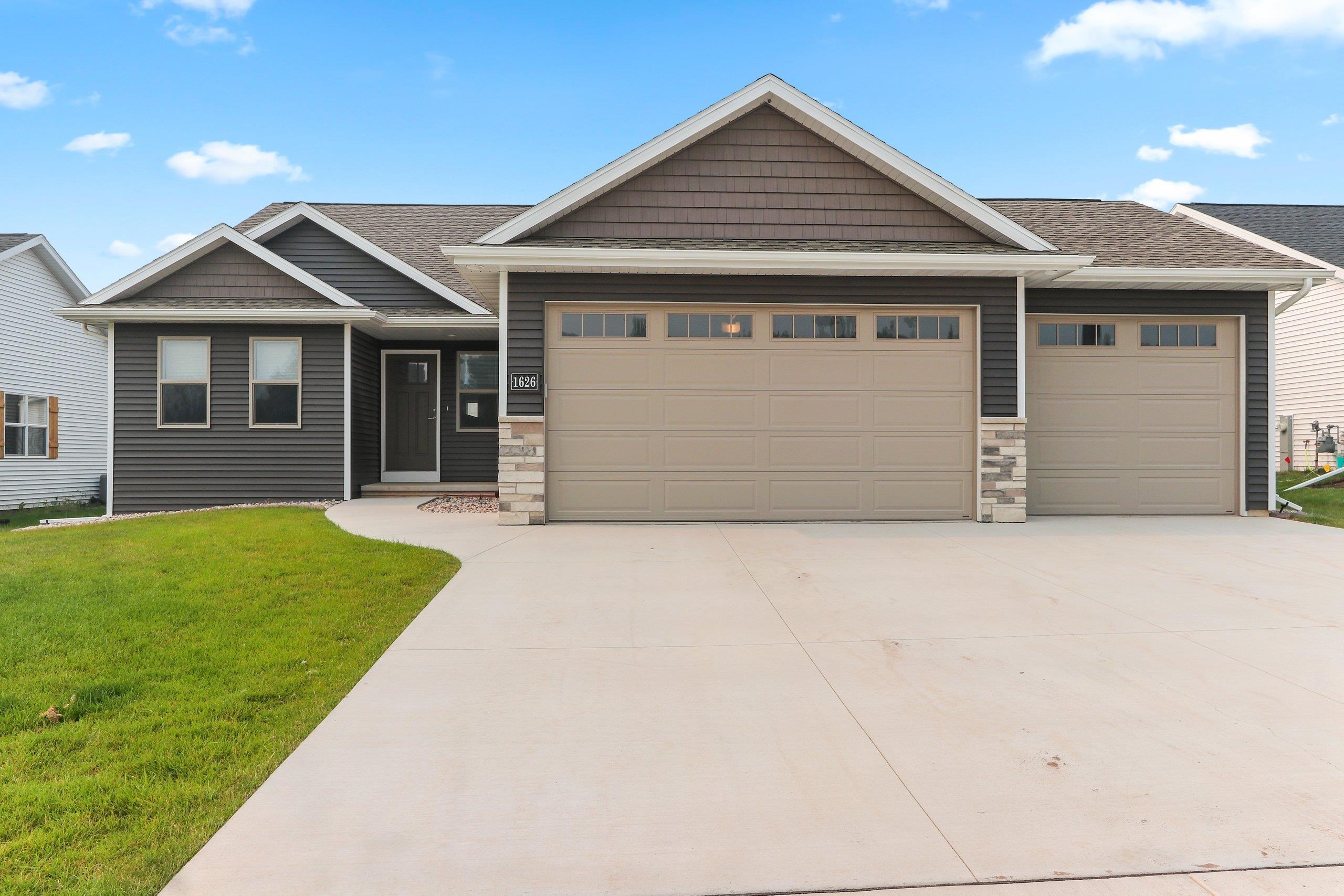 1626 VALOR Place property preview photograph