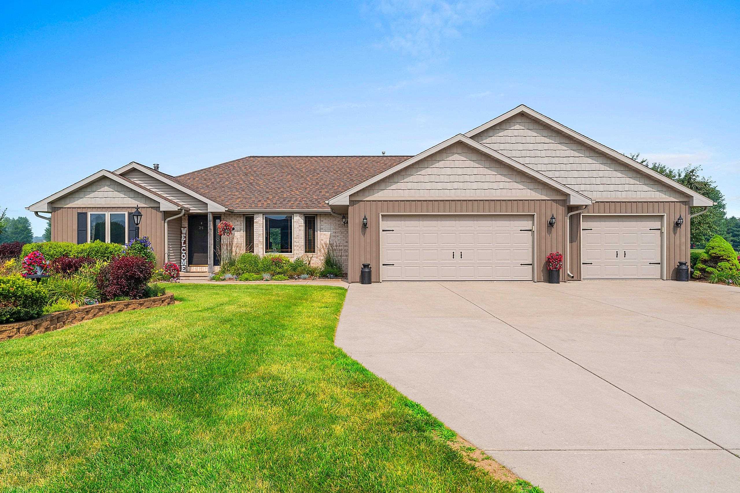 2514 SERENE Court property preview photograph