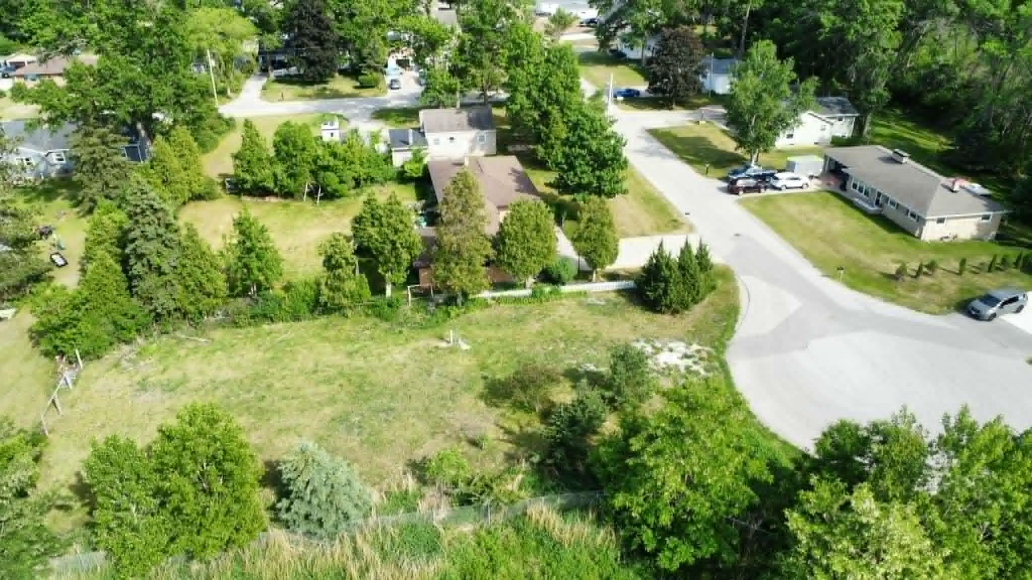 2040 LONE GROVE Avenue property preview photograph