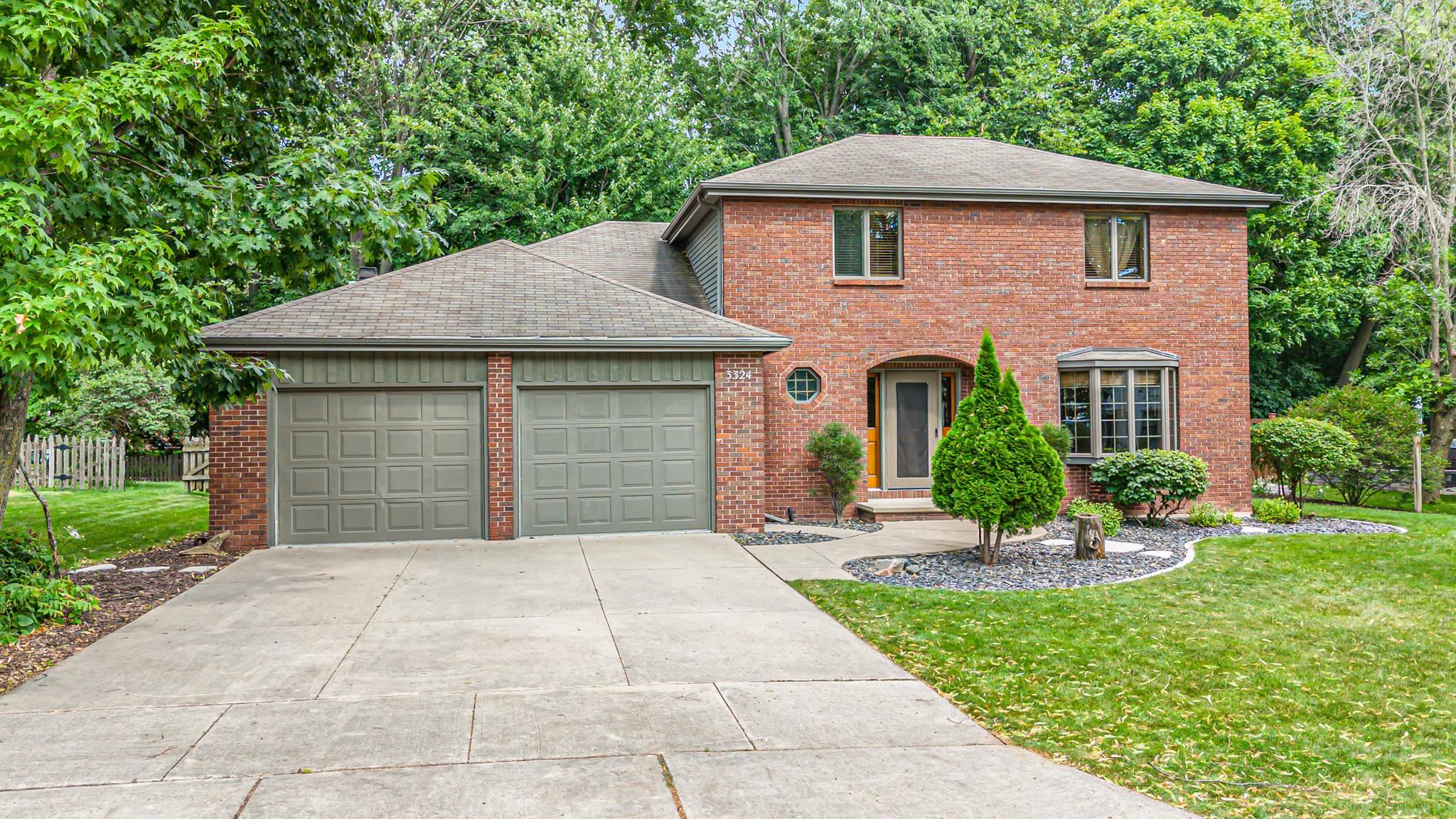 3324 S WHITE BIRCH Lane property preview photograph