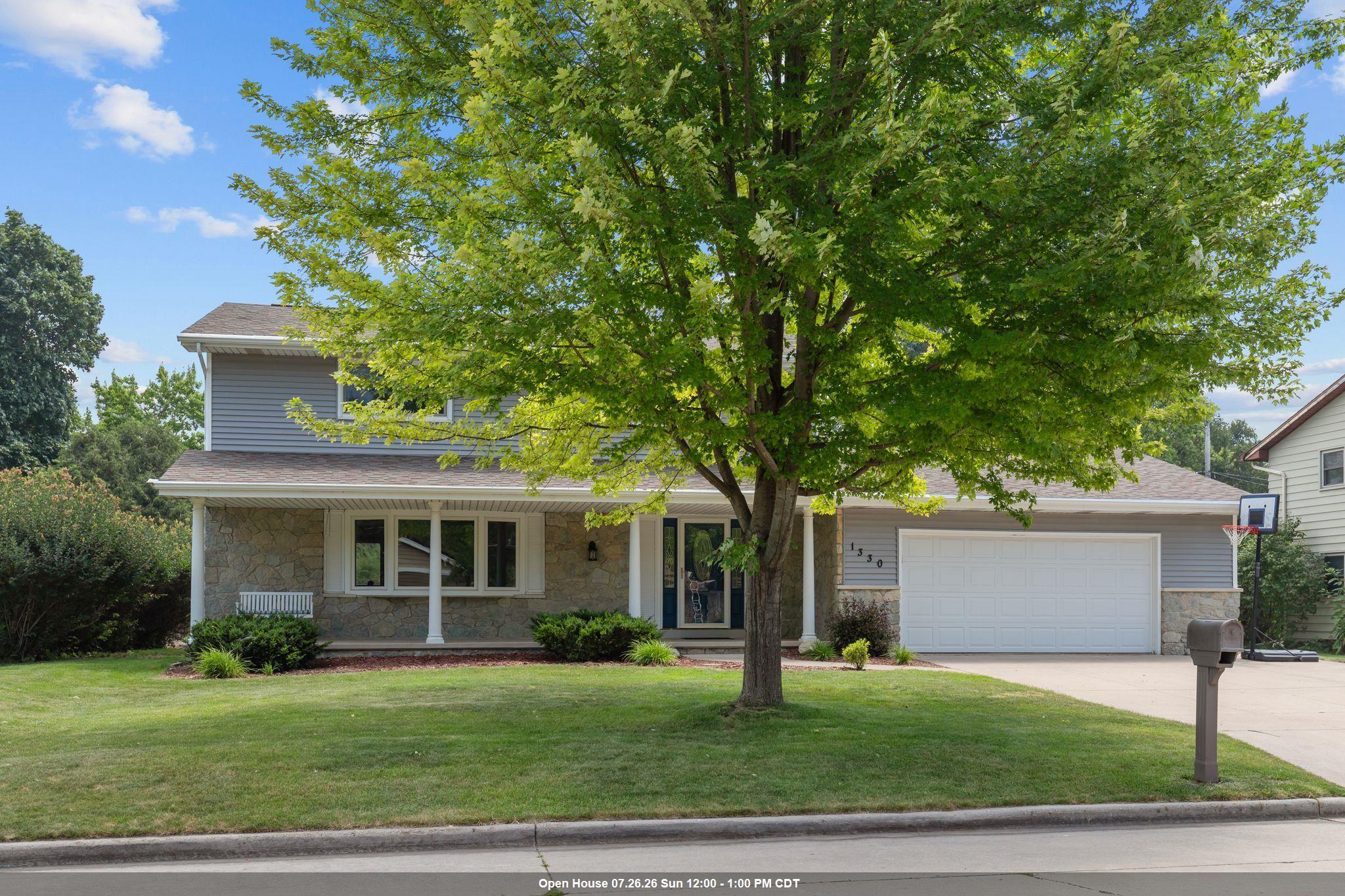 1330 N BRIARCLIFF Drive property preview photograph