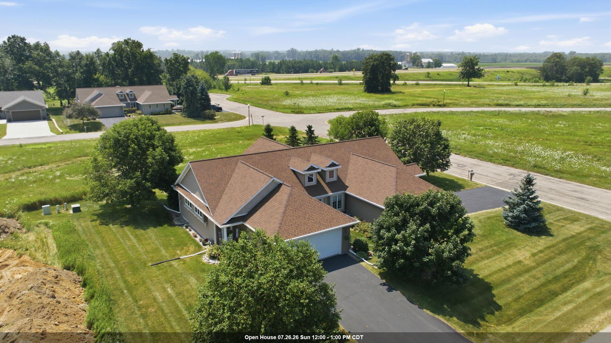 E7593 GREENWING Lane property preview photograph