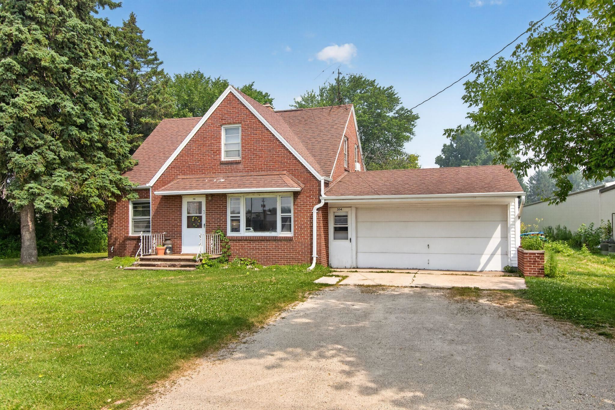 304 W NORTHLAND Avenue property preview photograph