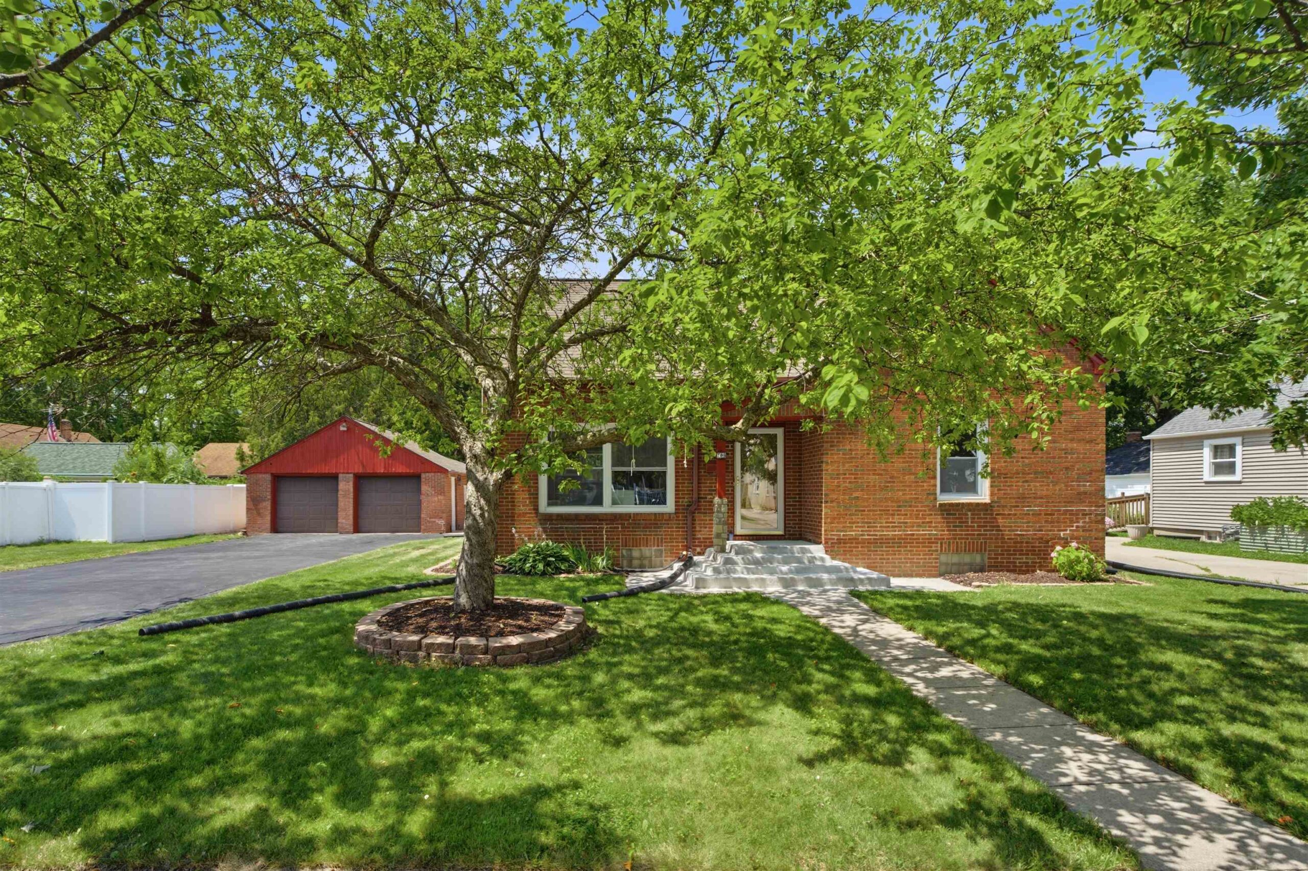 708 STATE Street property preview photograph