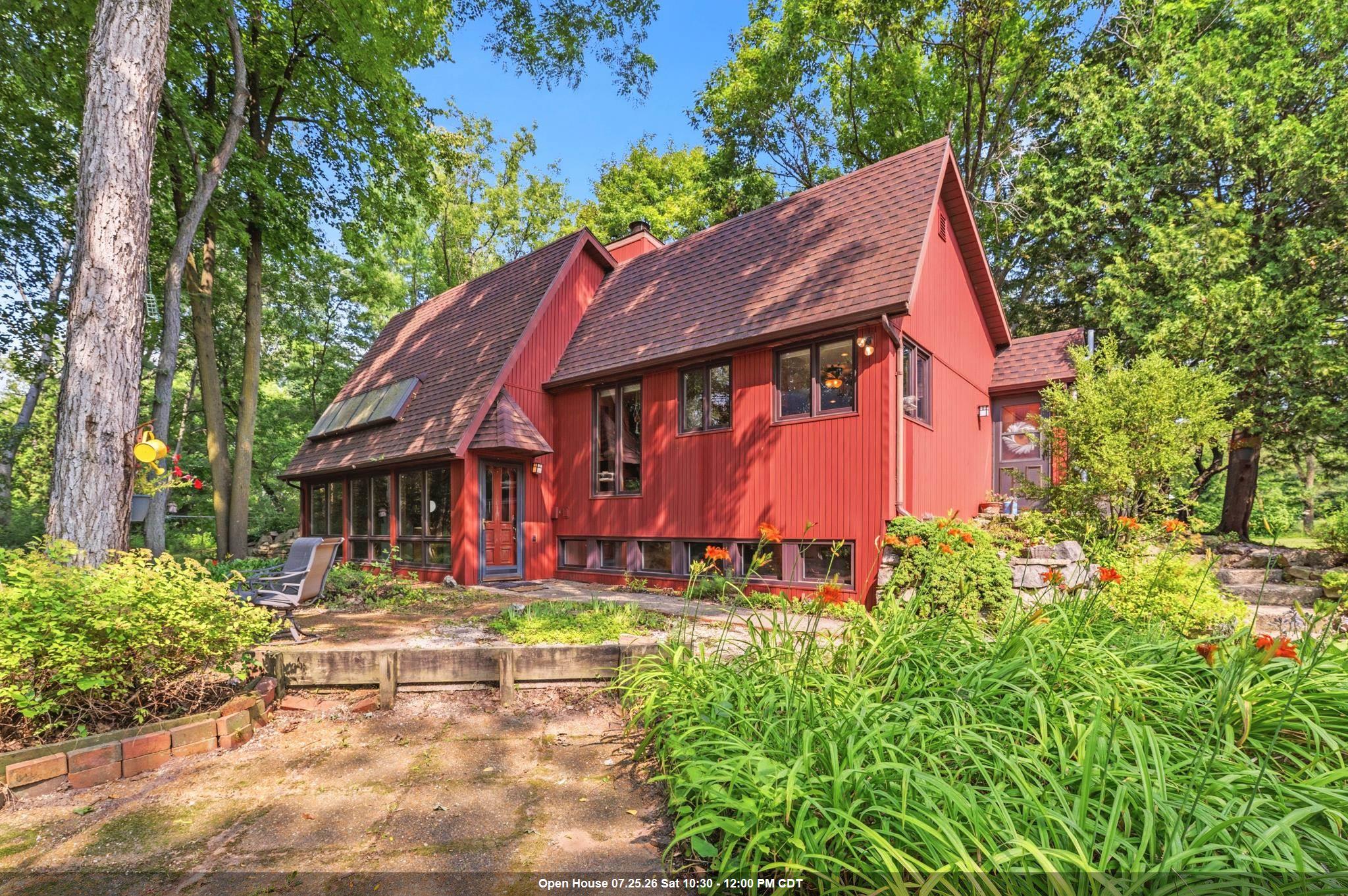 N5976 LAMBIE Road property preview photograph