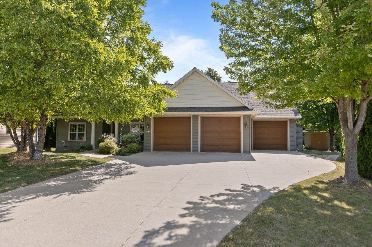1841 MARTINGALE Lane property preview photograph