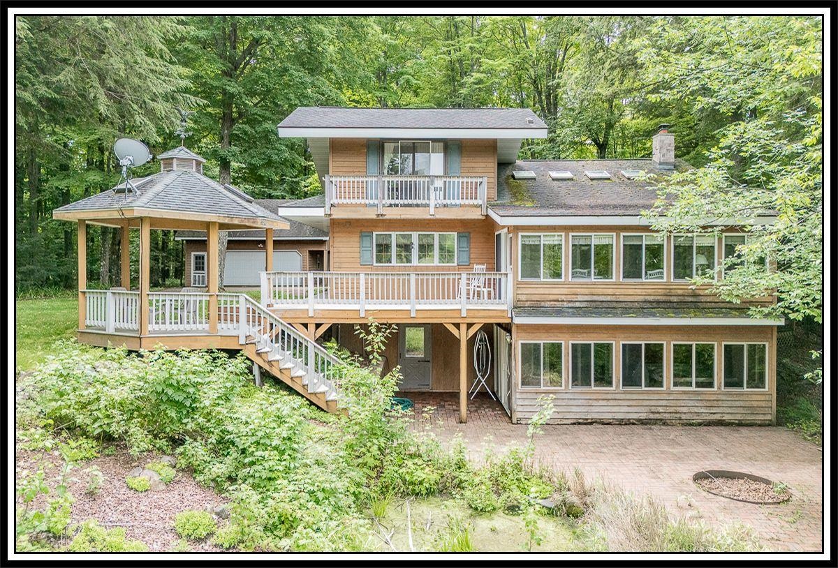 996 LAKESIDE Street property preview photograph