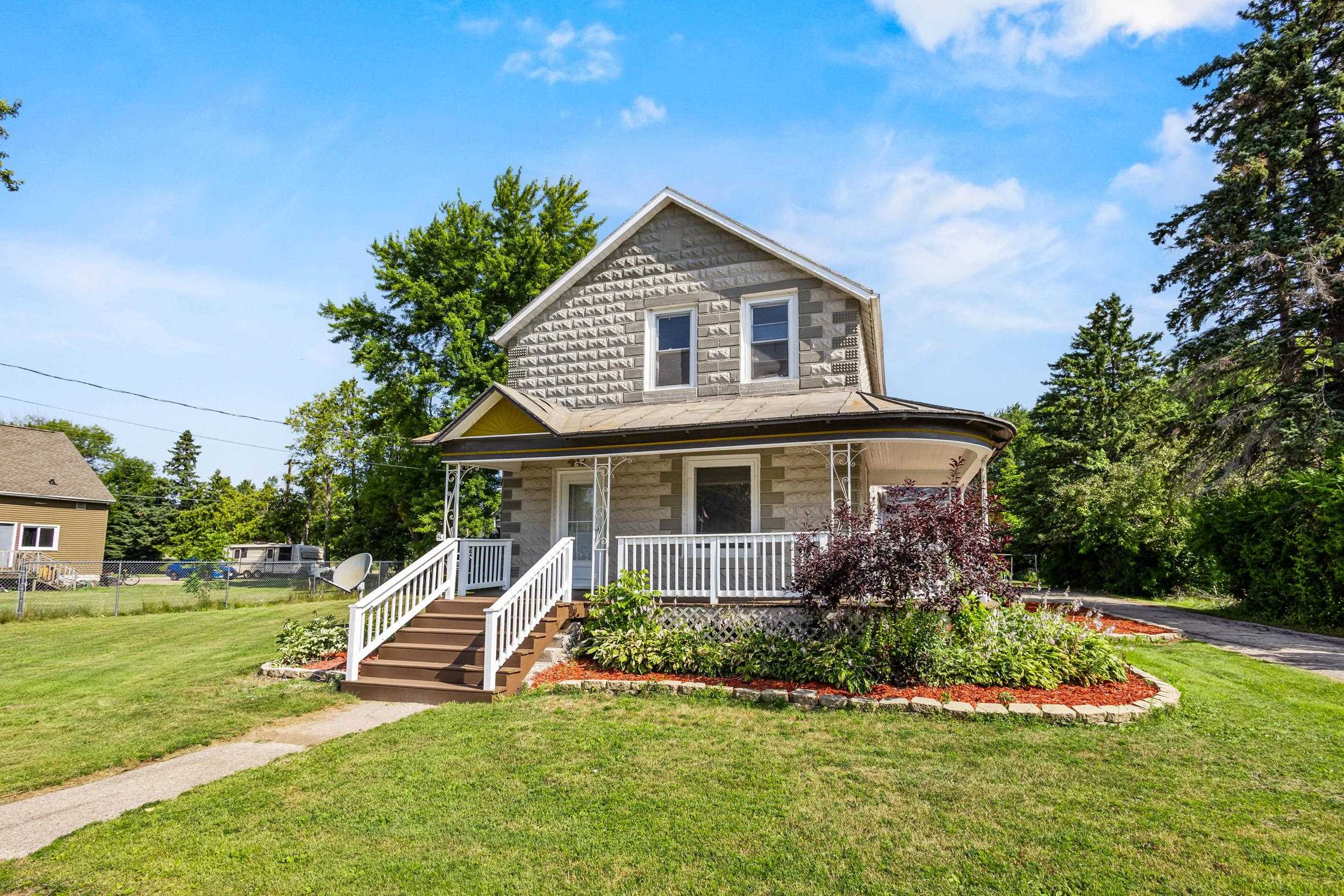 417 MADISON Street property preview photograph
