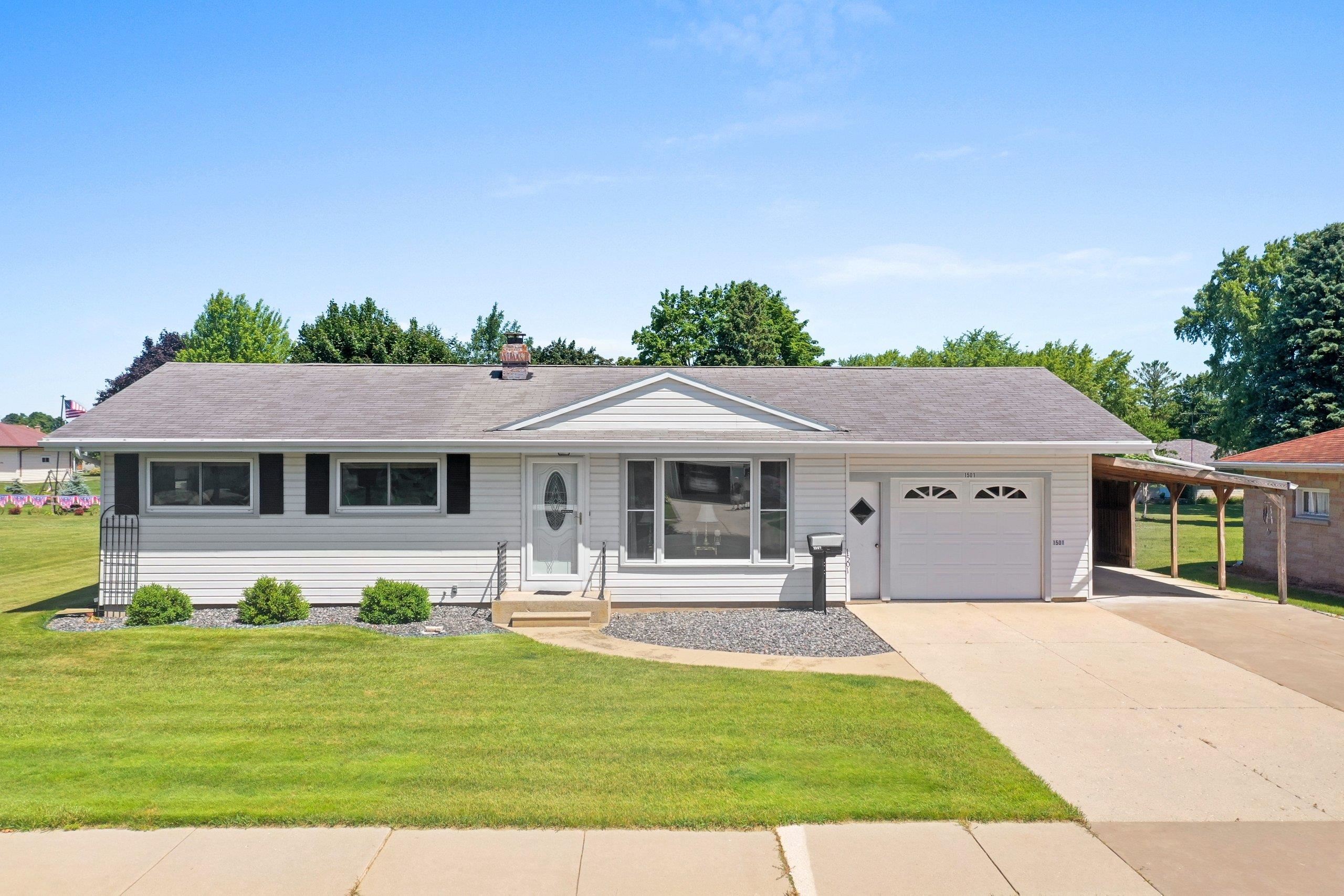1501 STATE Street property preview photograph