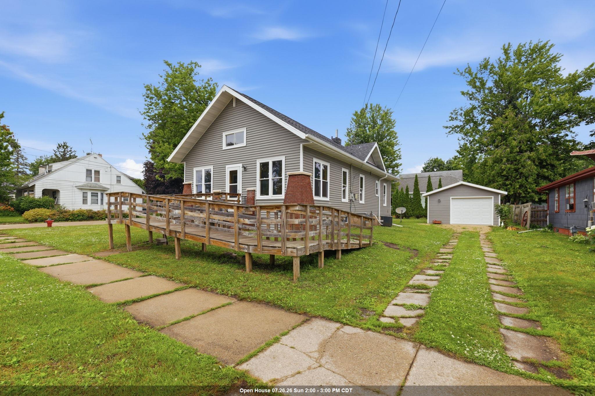 47 E 14TH Street property preview photograph