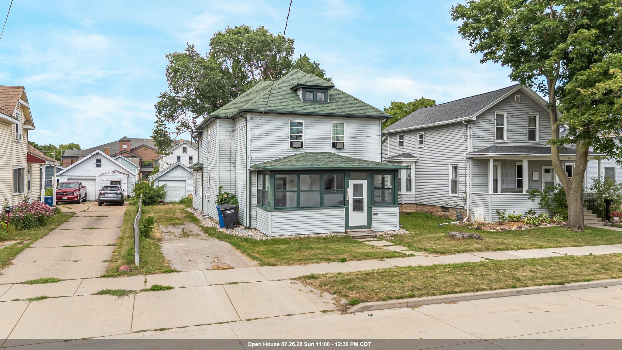 246 W 12TH Avenue property preview photograph