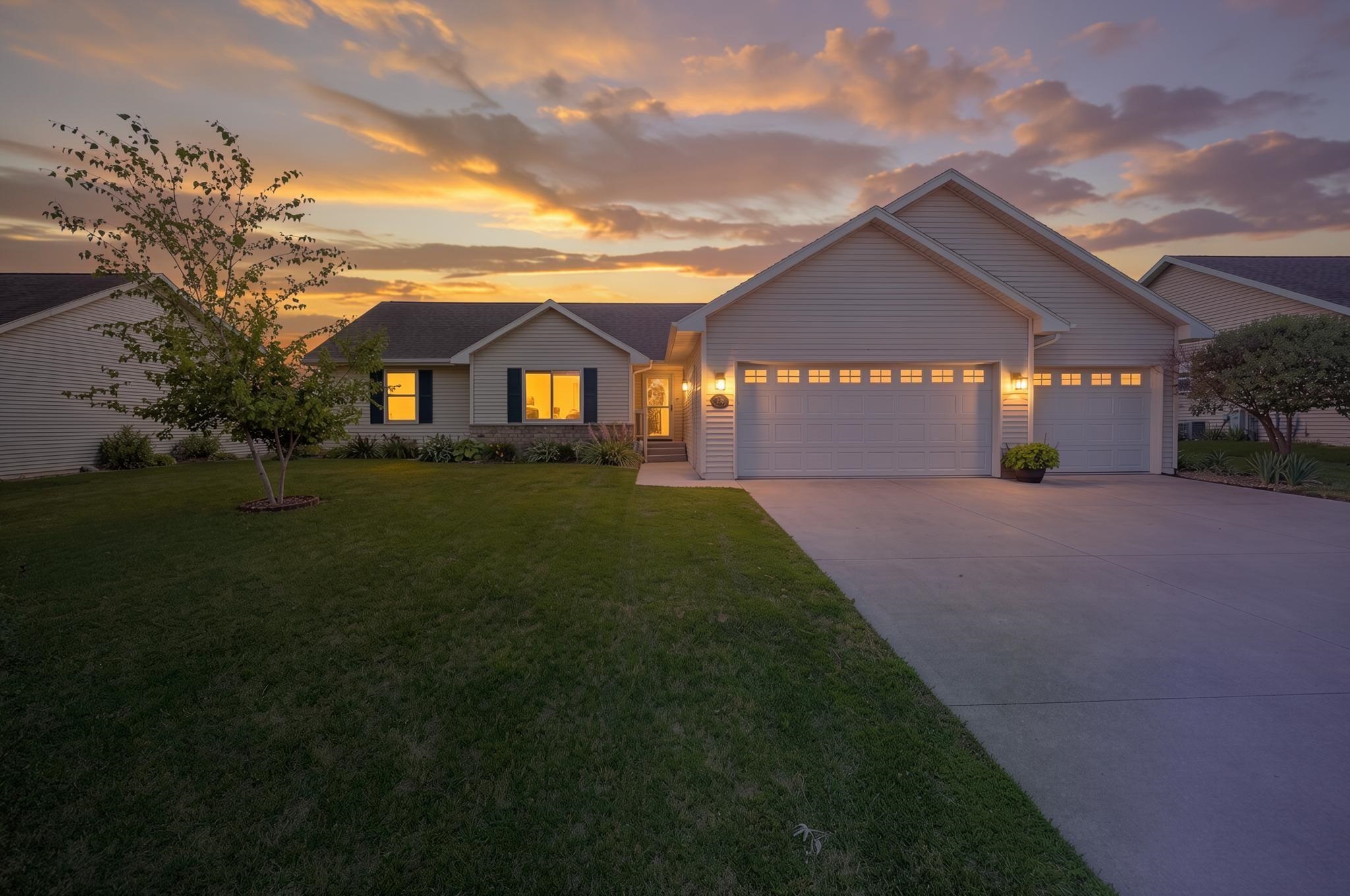 752 KILLARNY Trail property preview photograph