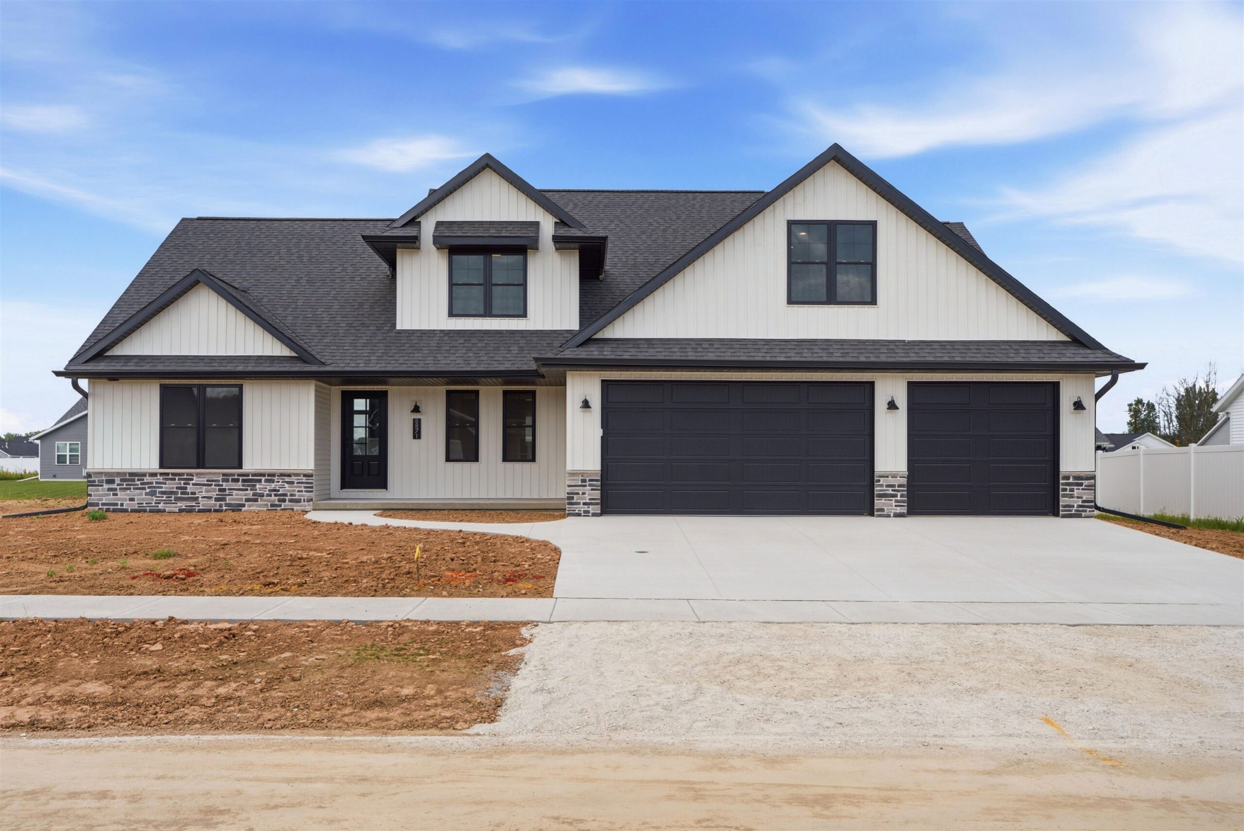 N8871 KILLARNEY Way property preview photograph