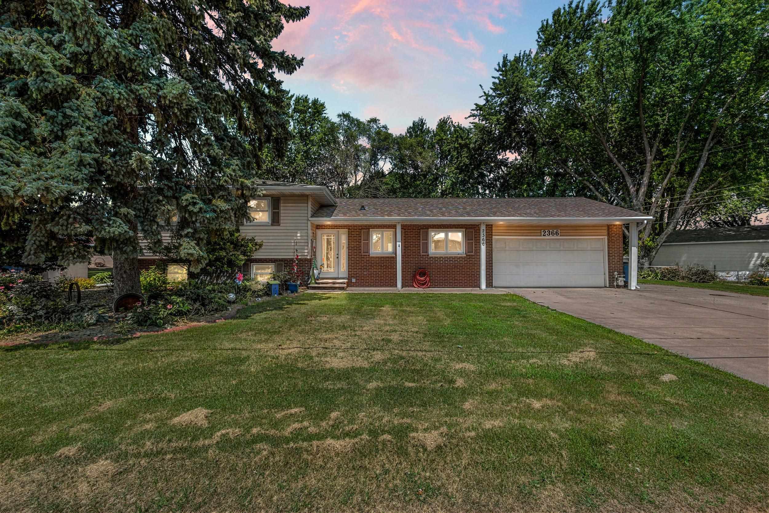 2366 S RIDGE Road property preview photograph