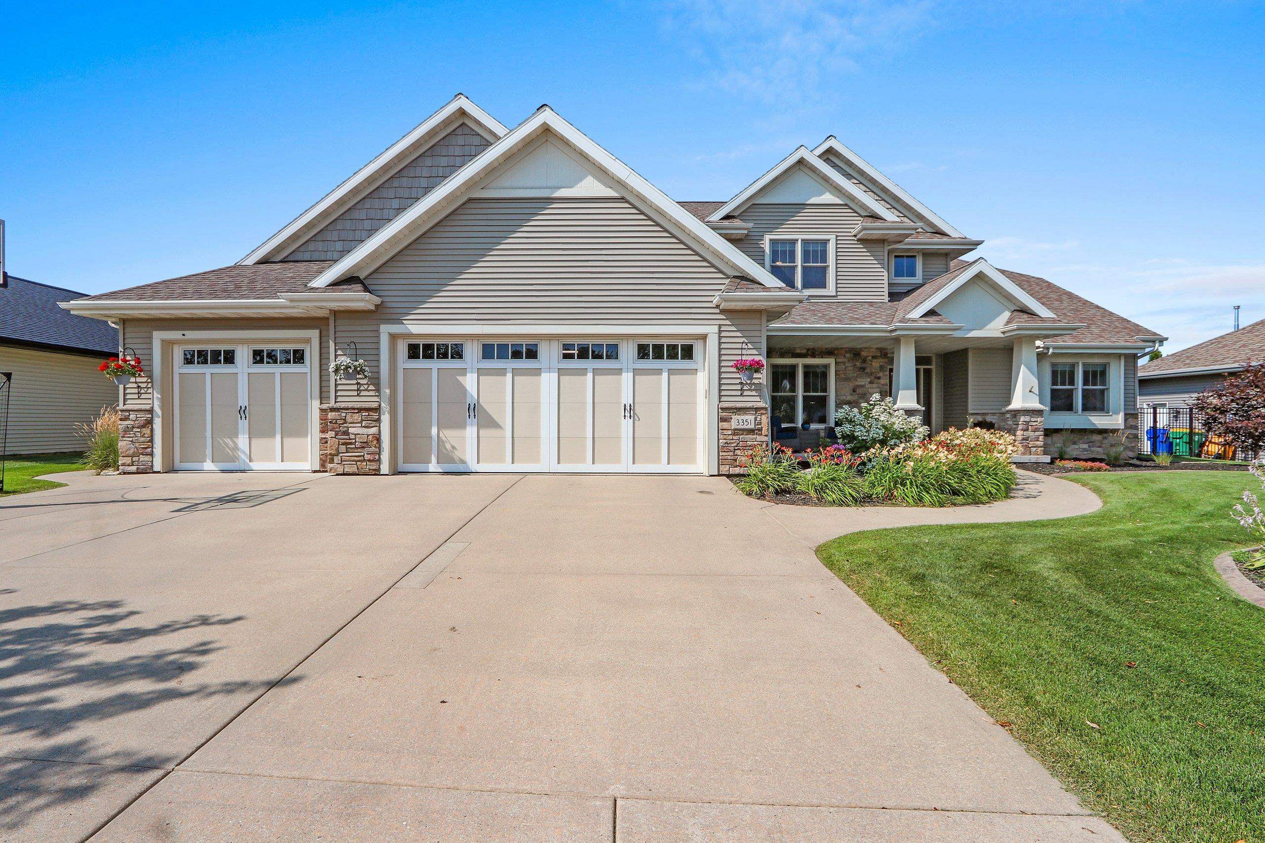 3351 COTTAGE HILL Drive property preview photograph