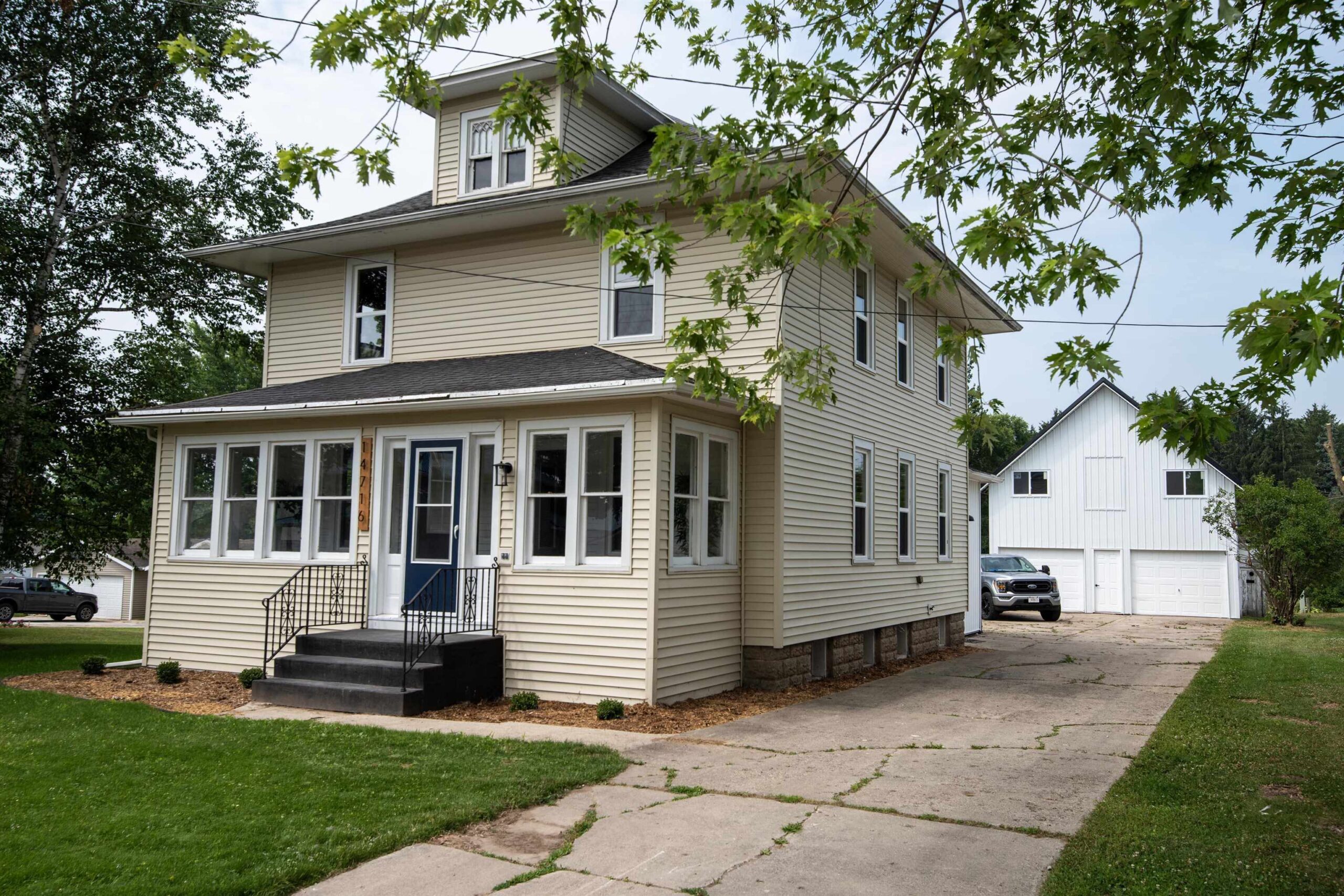 14716 S MARIBEL Road property preview photograph