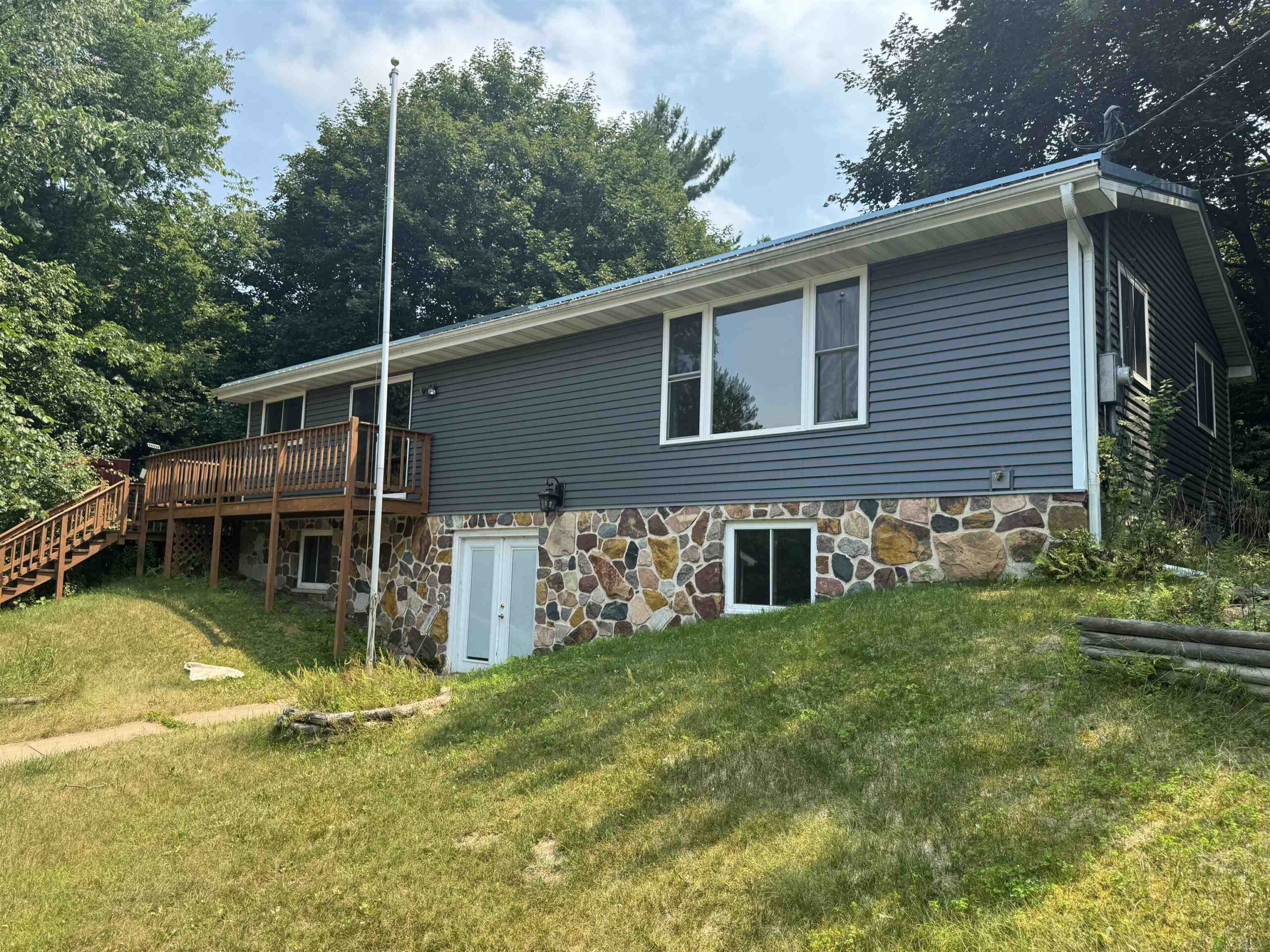 N2108 COUNTY ROAD K property preview photograph