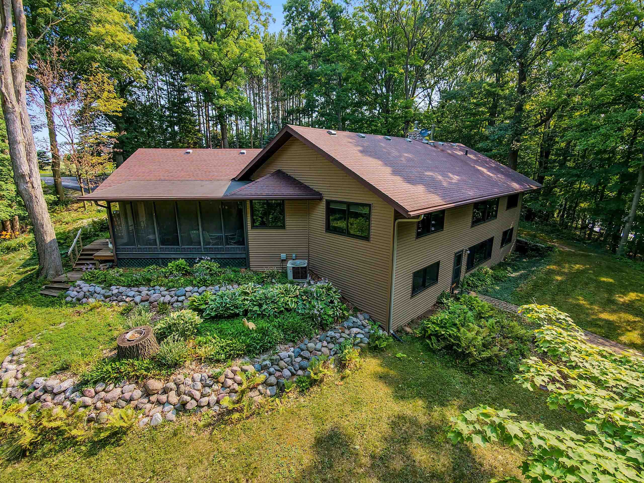 5600 FINNEGAN LAKE Lane property preview photograph