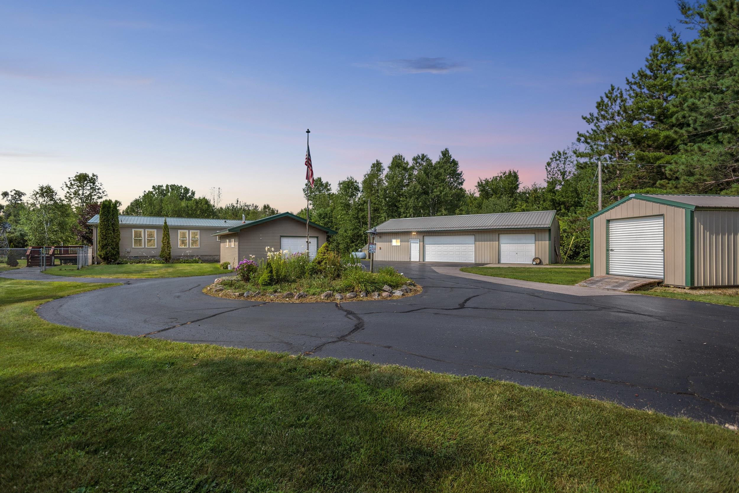 2999 MAPLE GROVE SCHOOL Road property preview photograph