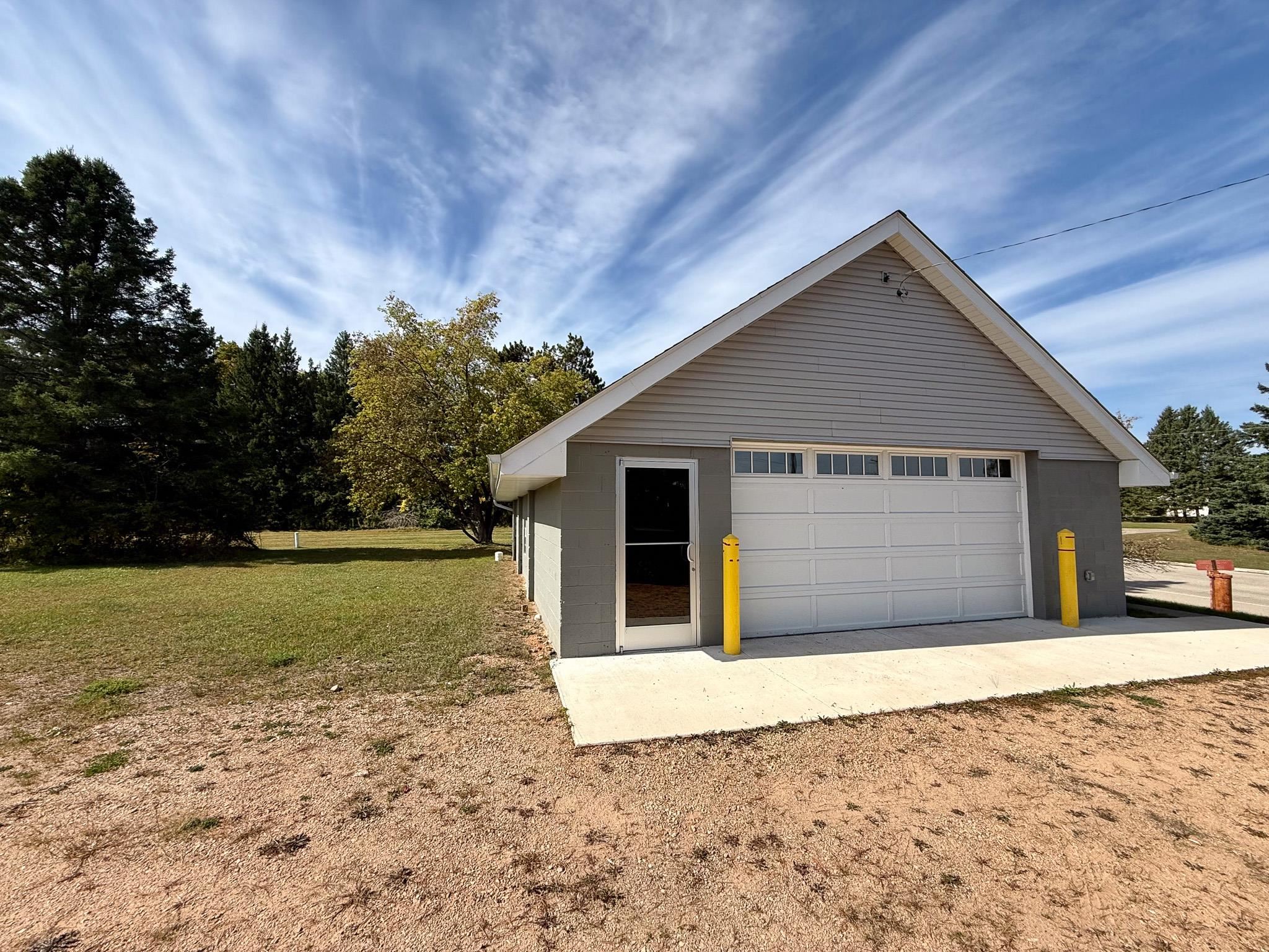 15213 COUNTY ROAD F property preview photograph