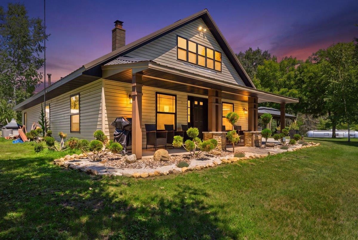 E1230 BOLT Road property preview photograph