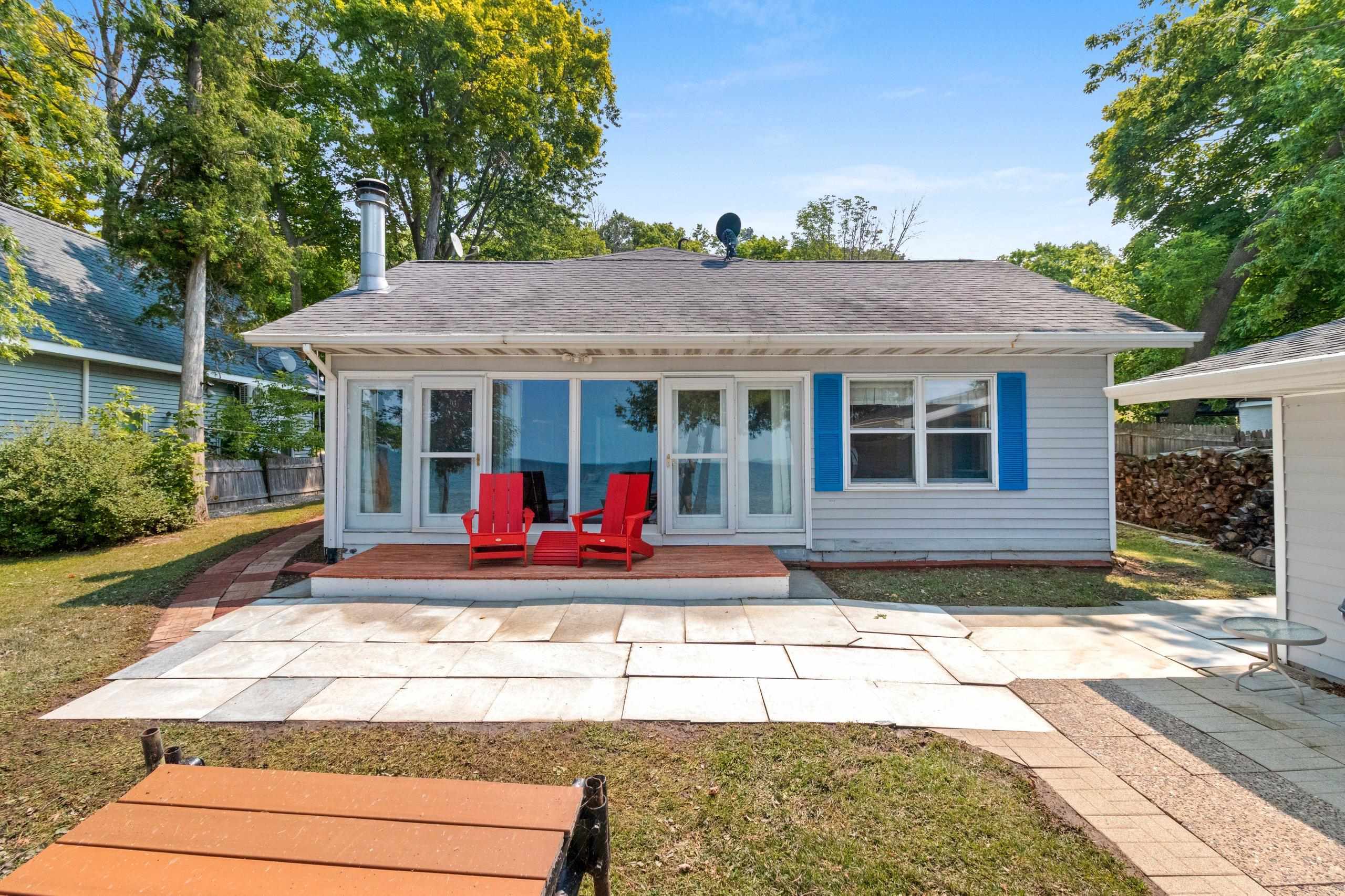 2767 BAY Road property preview photograph