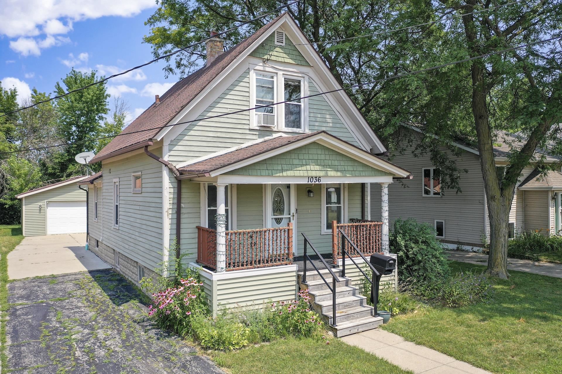 1036 W 5TH Avenue property preview photograph