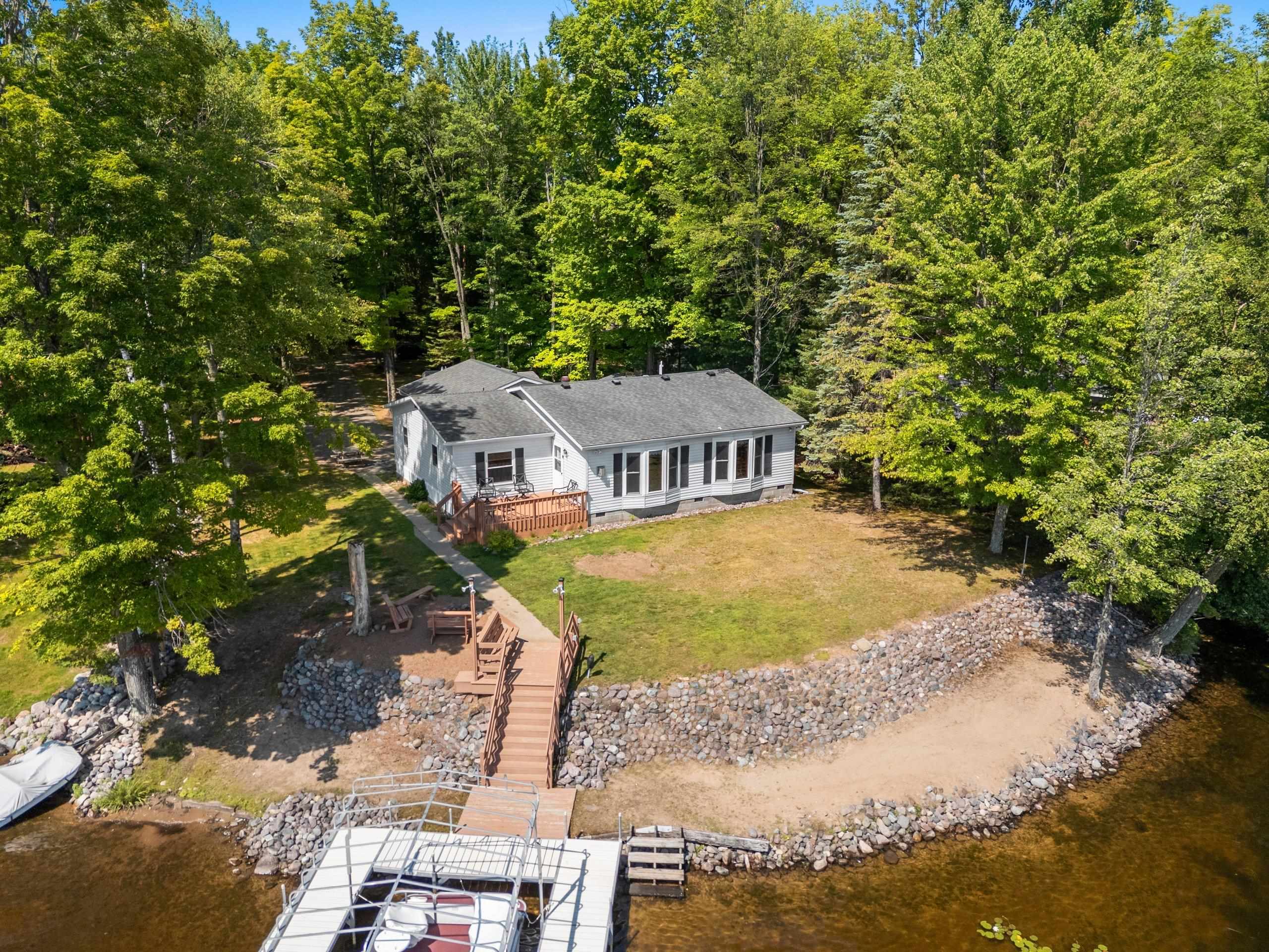 17542 LITTLE IRELAND Lane property preview photograph