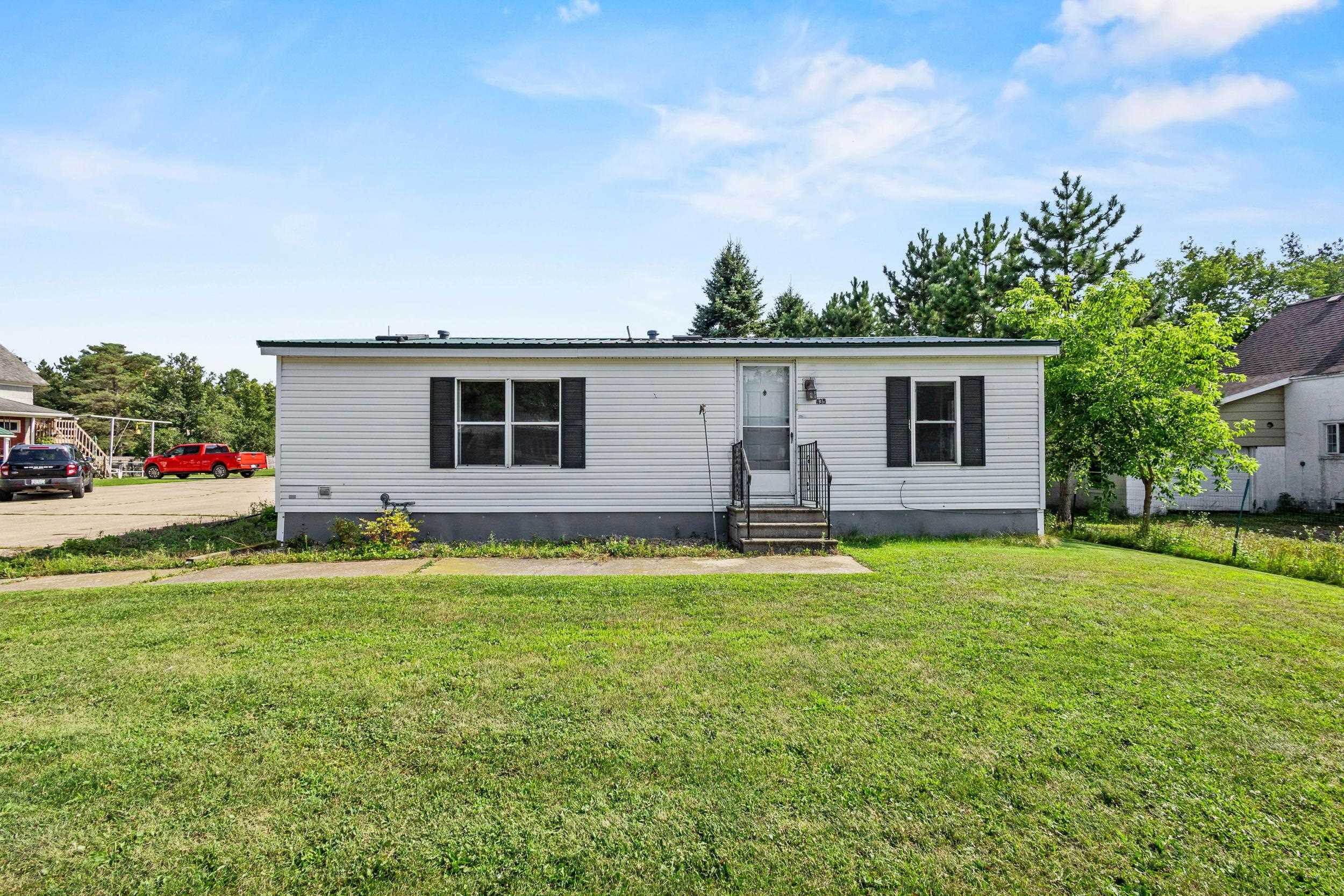 435 SWANKE Street property preview photograph