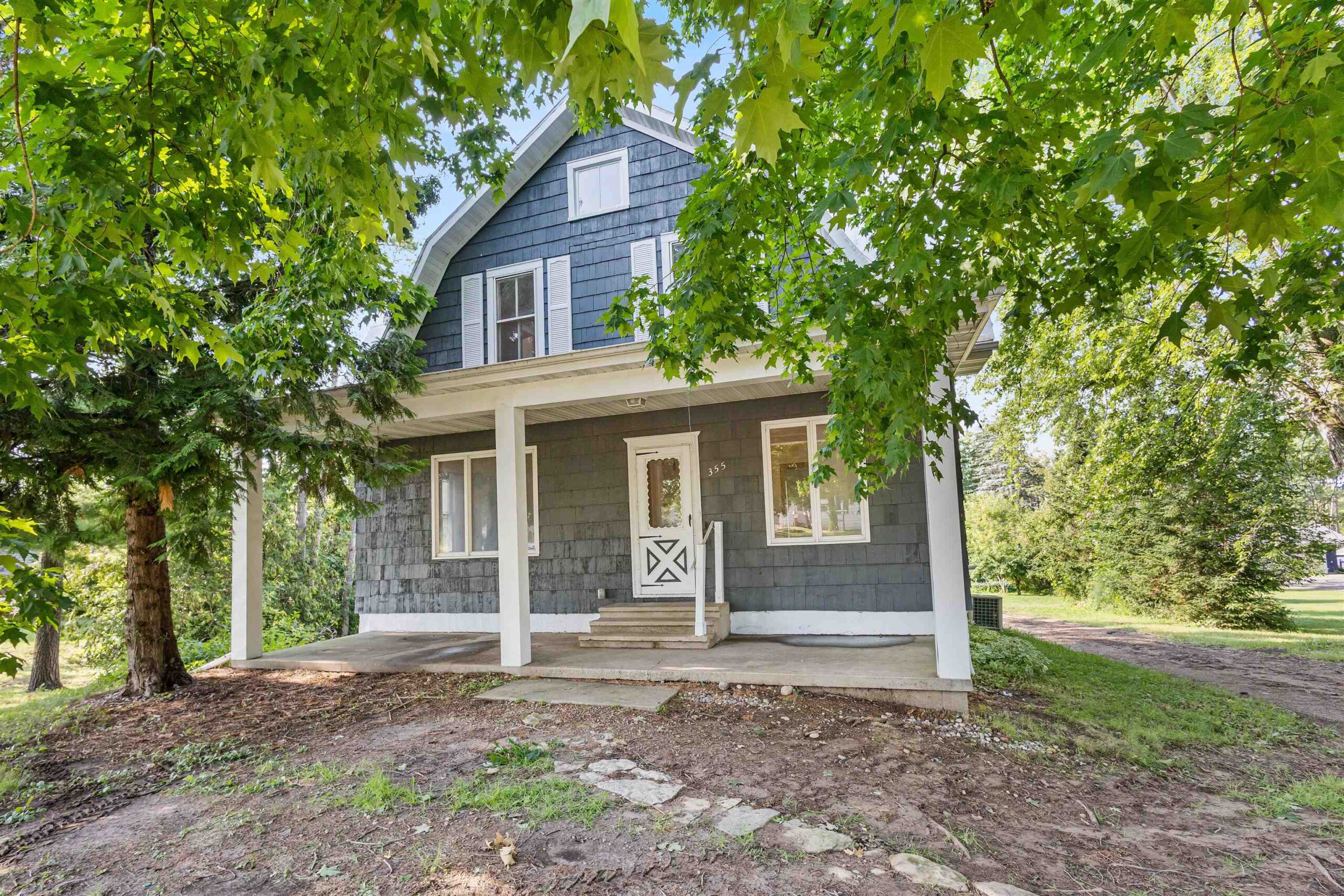 355 NYE Street property preview photograph