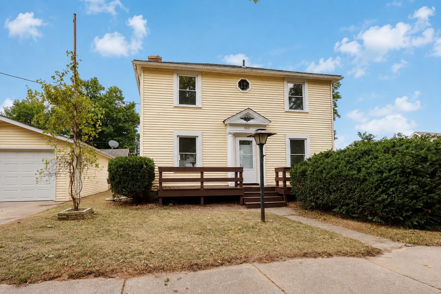 2515 SHERIDAN Place property preview photograph