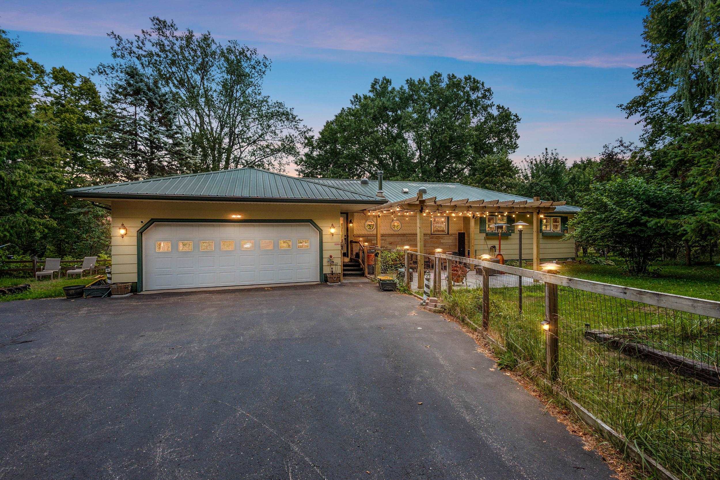 N6474 STATE HIGHWAY M-35 property preview photograph
