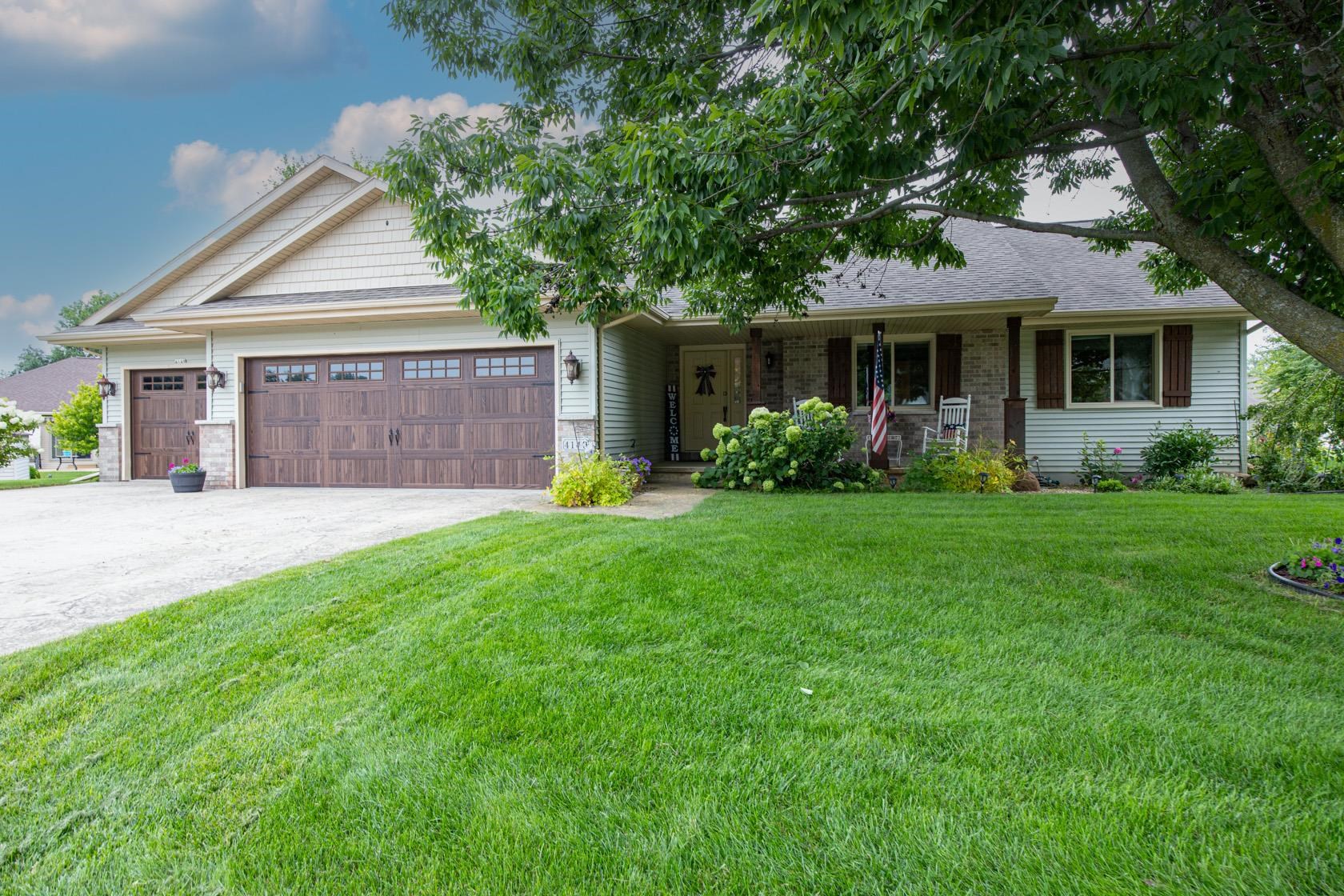 4149 WESTVIEW Lane property preview photograph