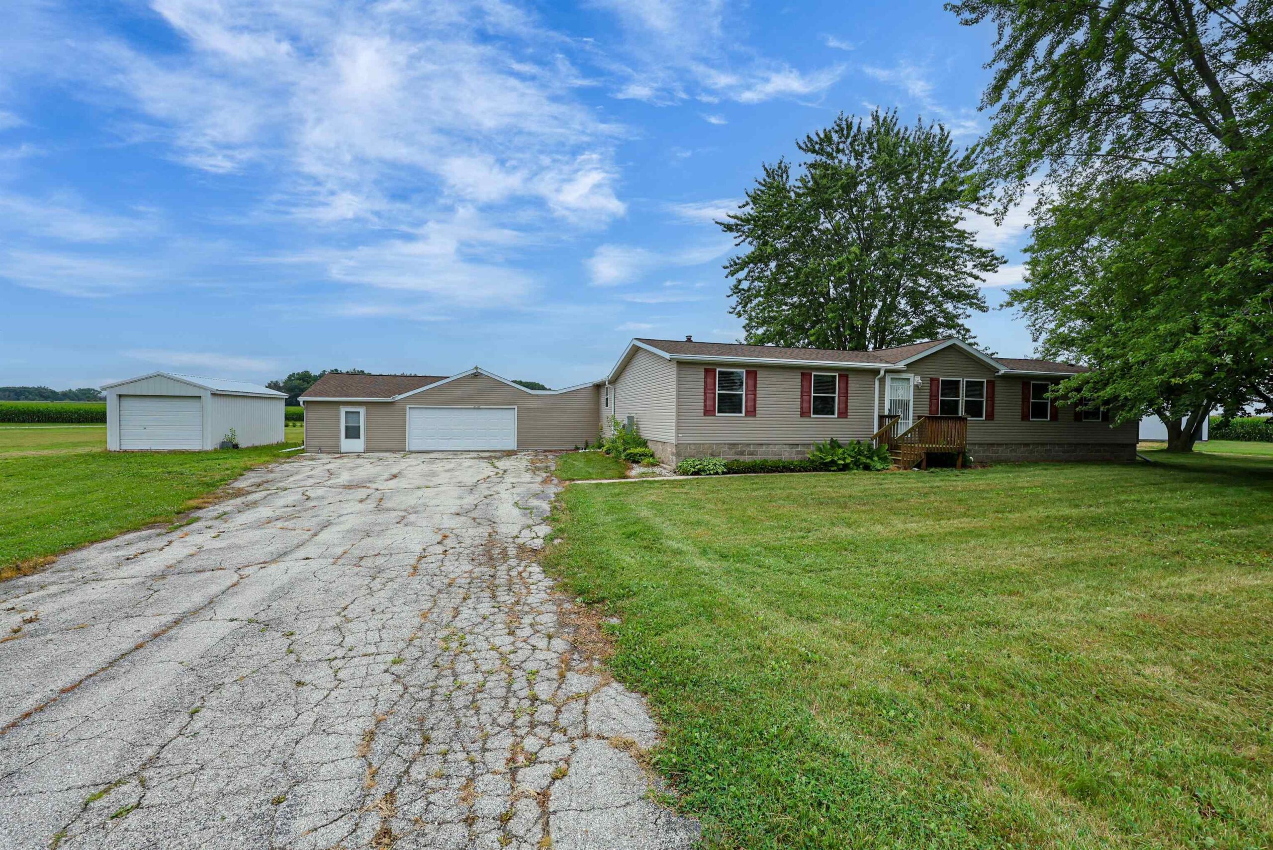 E1207 TOWN HALL Road property preview photograph