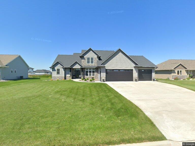 1774 APPLEWOOD Drive property preview photograph