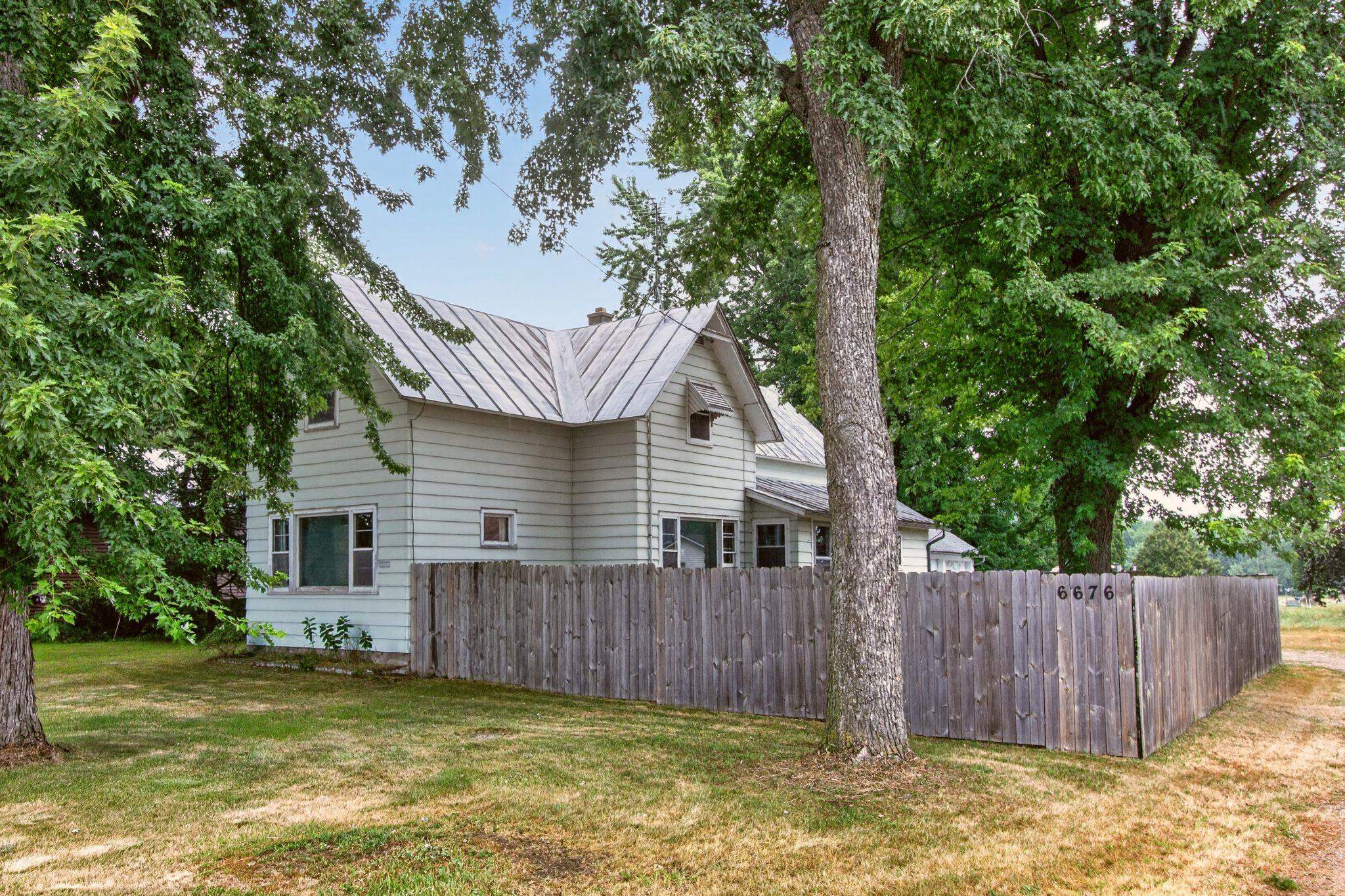 N6676 STATE ROAD 49 property preview photograph