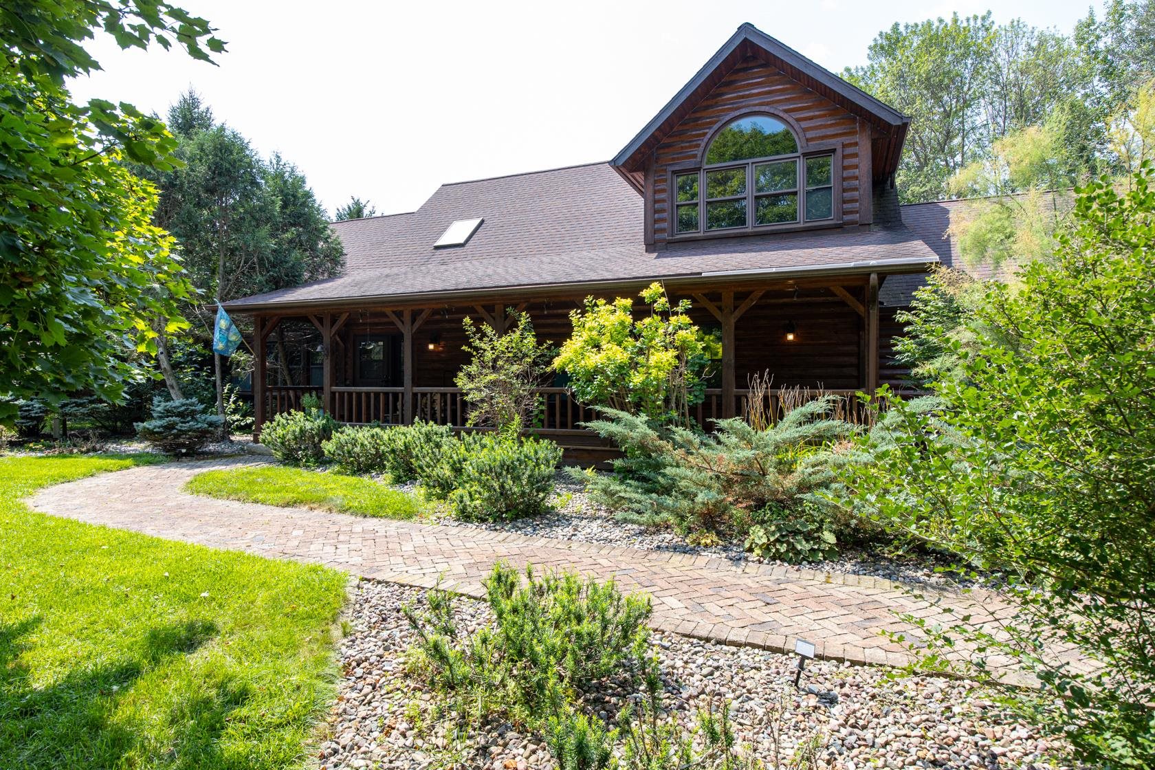 N2589 LAKESHORE Drive property preview photograph