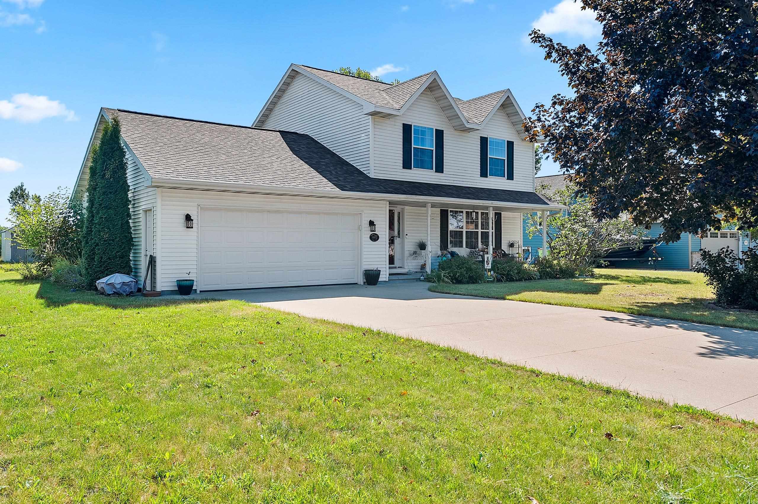 N8972 LILAC Road property preview photograph