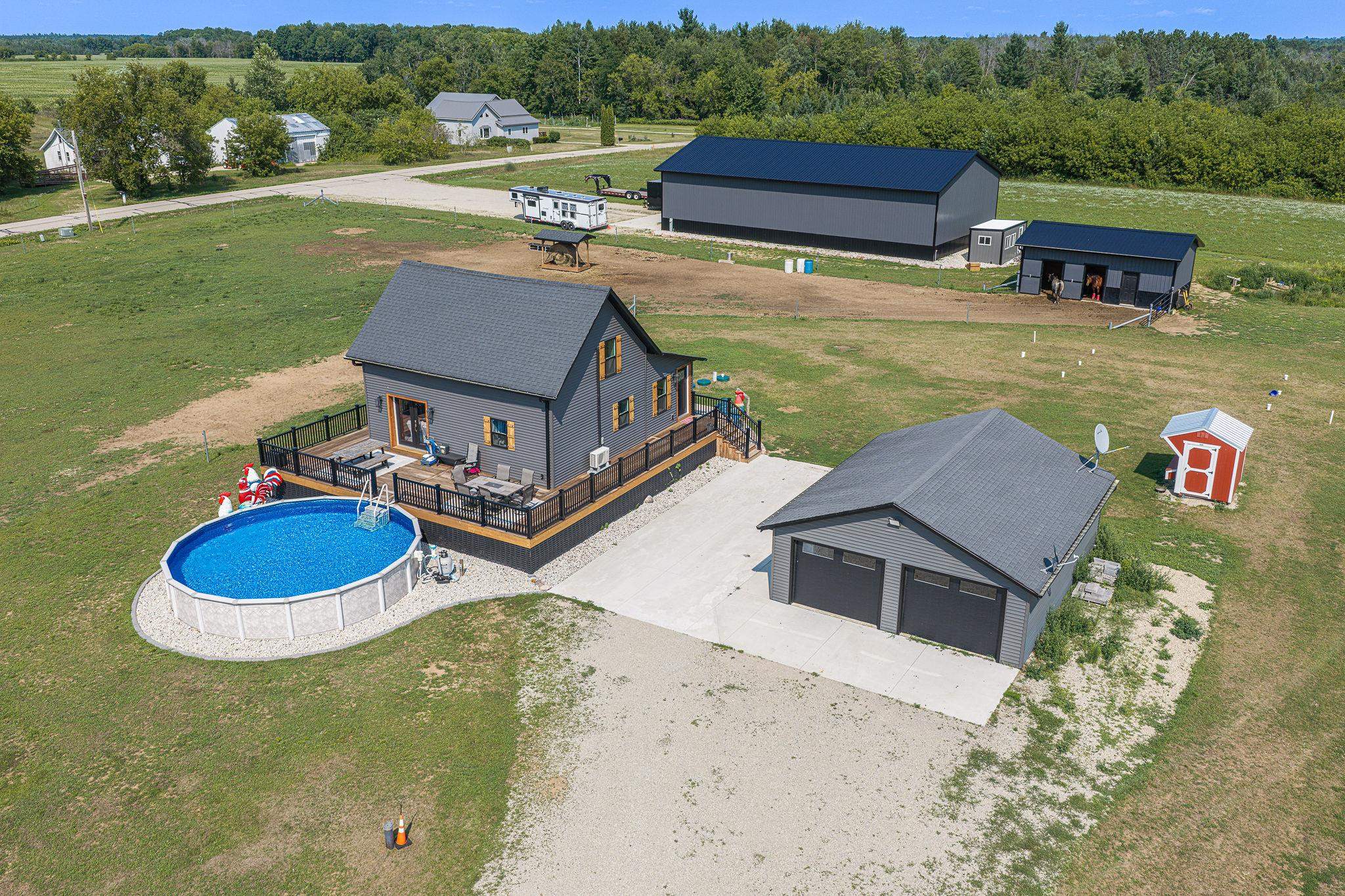 13139 LOGAN Road property preview photograph