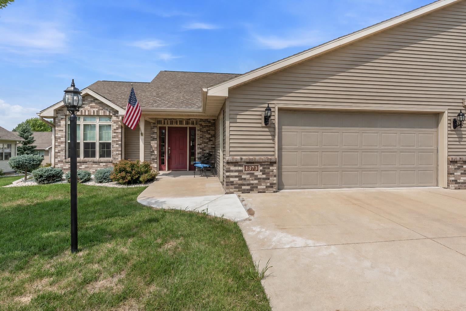 1373 CANDLELIGHT Lane property preview photograph
