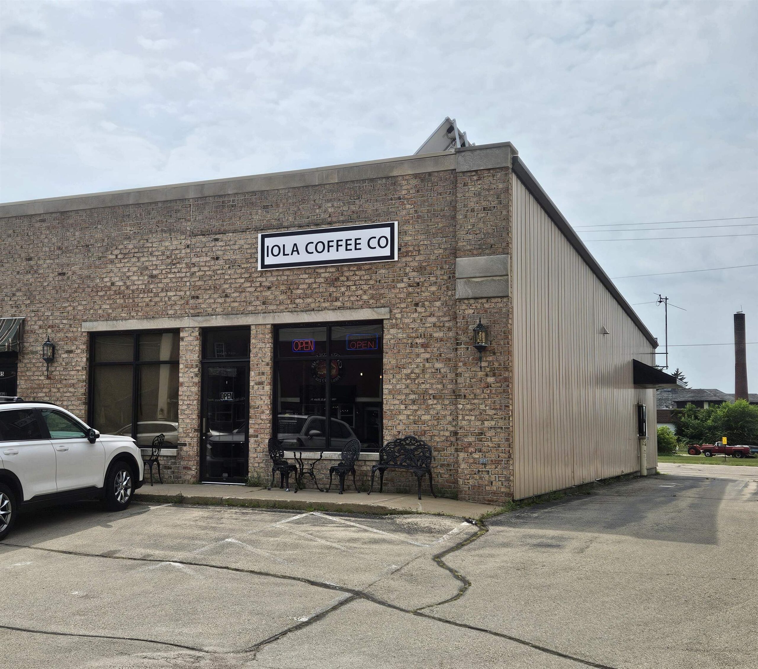 155 N MAIN Street property preview photograph