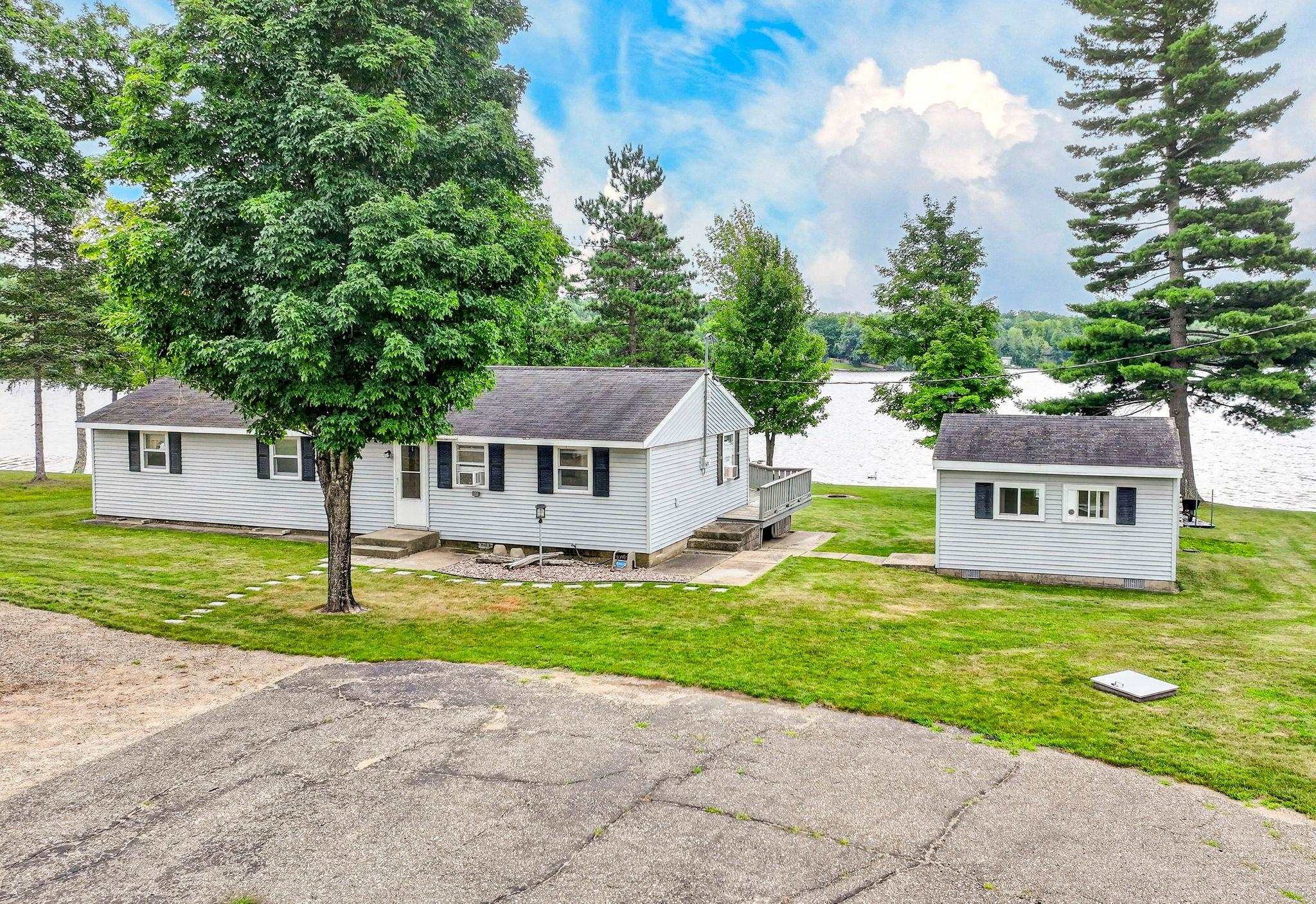 11893 NORTH SHORE Road property preview photograph
