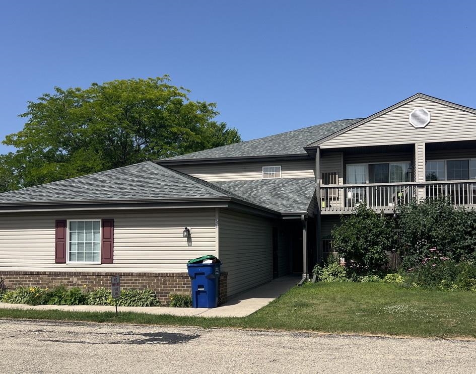 705 HORICON Street property preview photograph