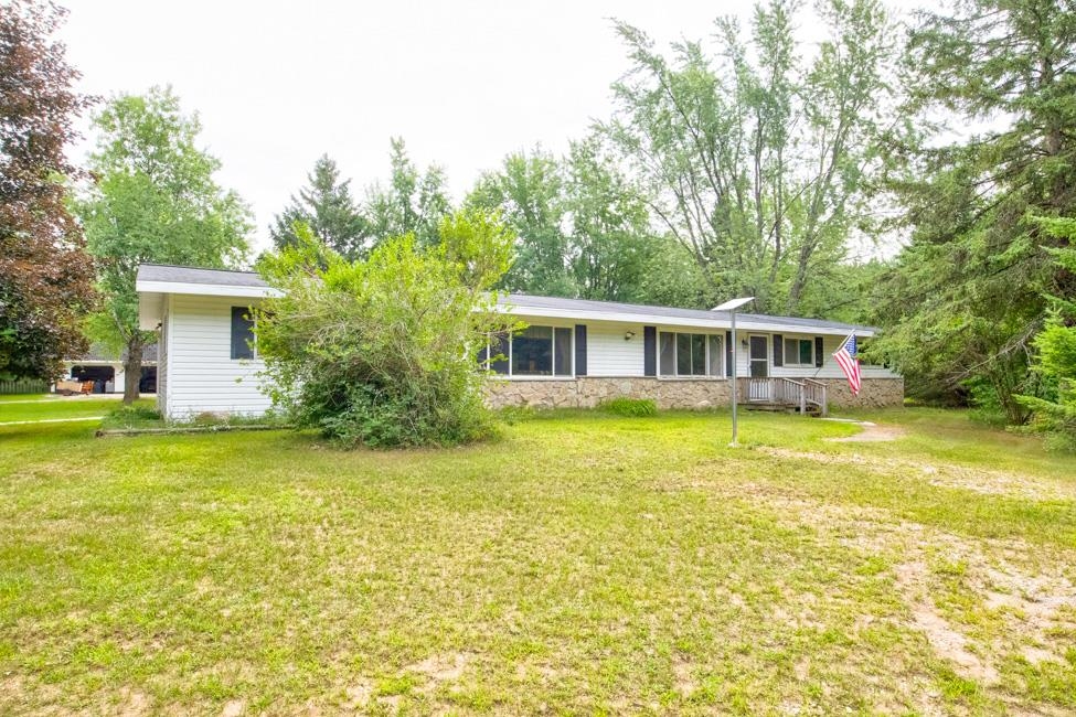N5712 COUNTY 577 Road property preview photograph