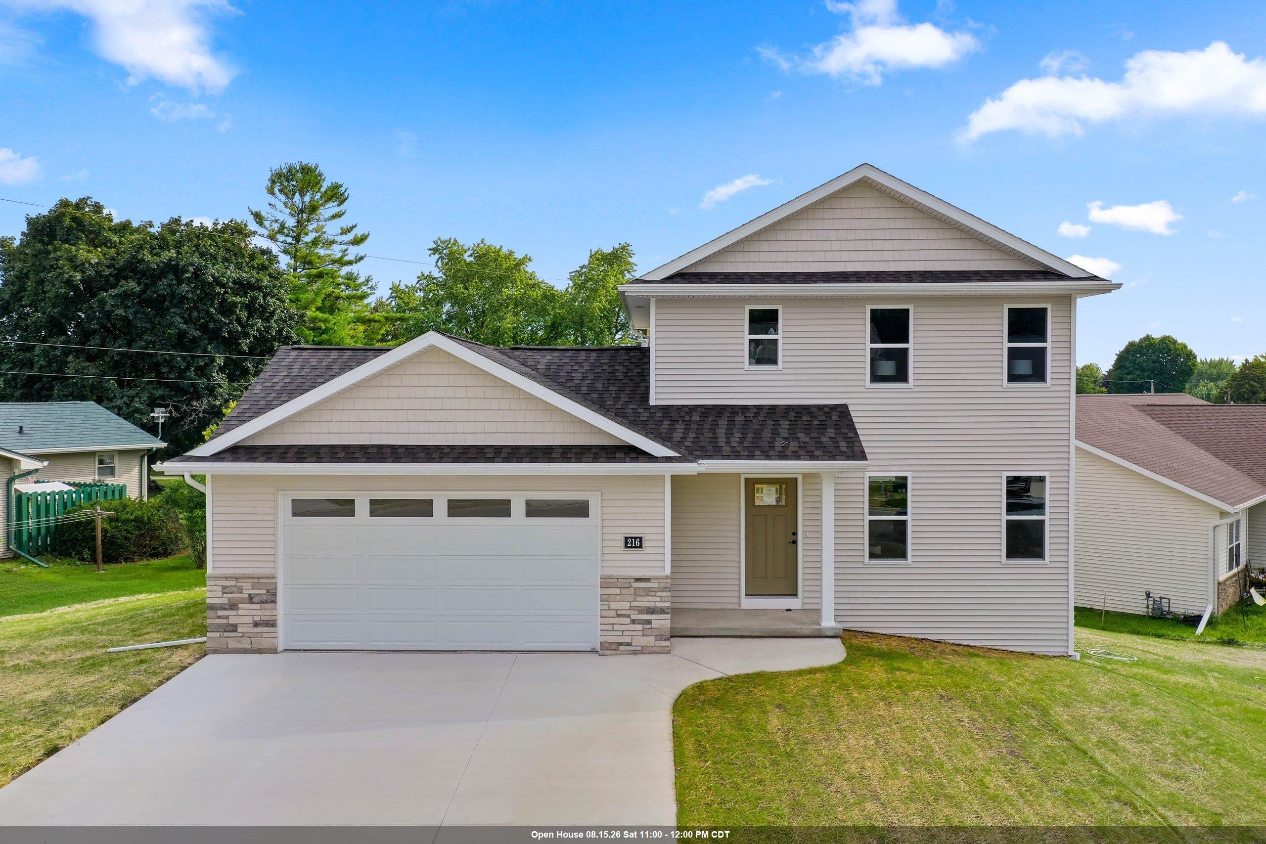 216 EVERGREEN Lane property preview photograph